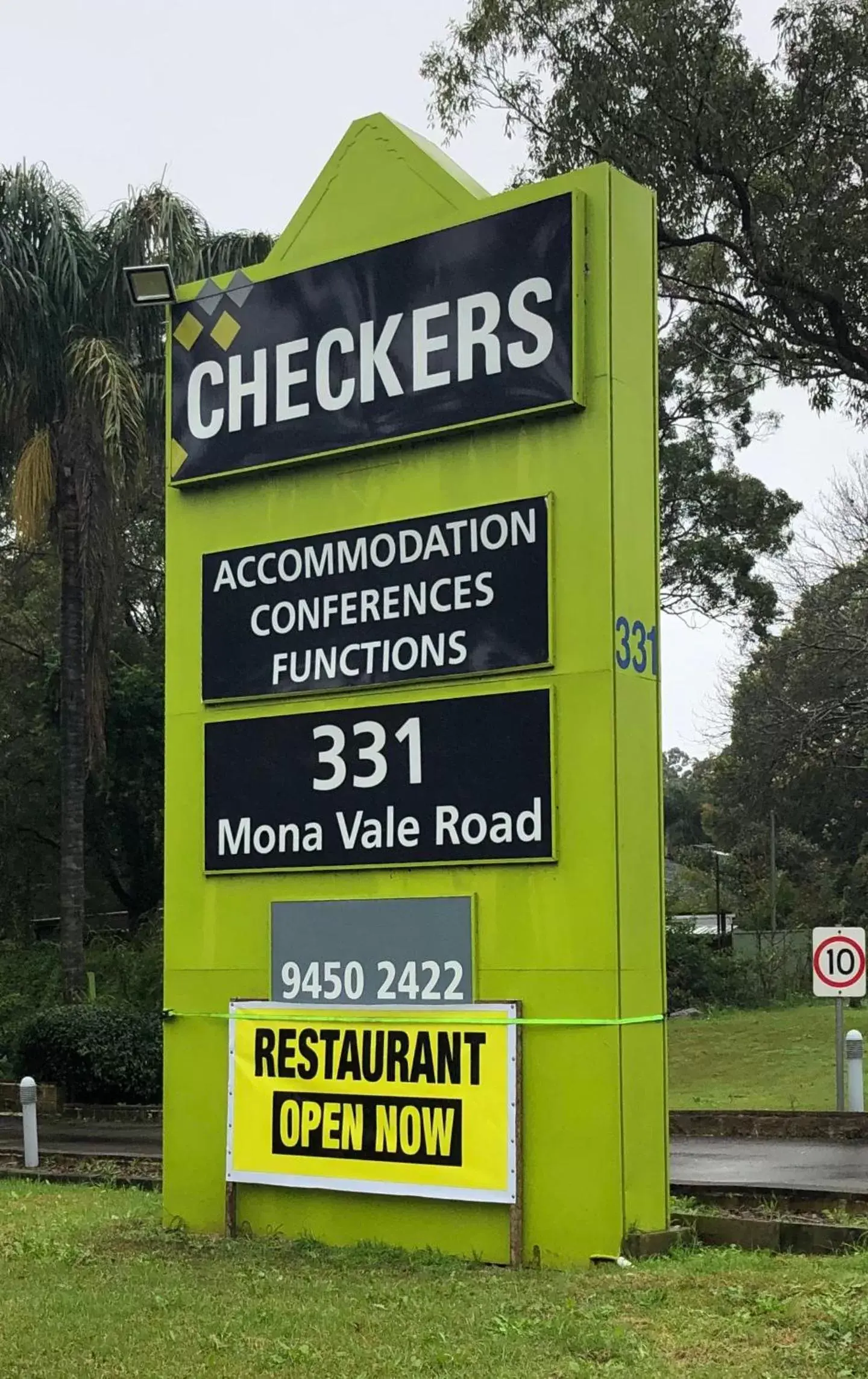 Checkers Resort