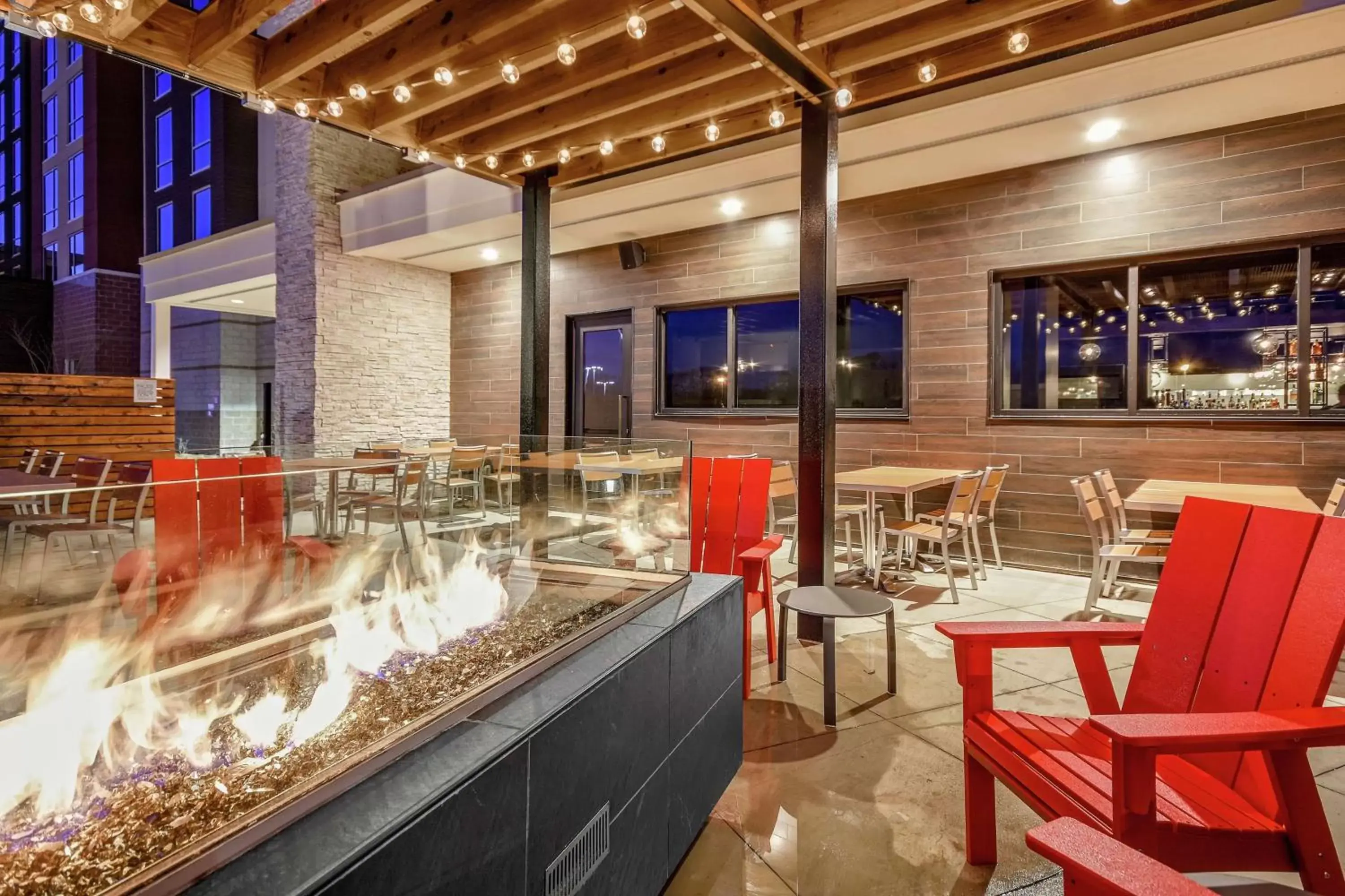 Restaurant/places to eat in Embassy Suites by Hilton Jonesboro Red Wolf Convention Center Restaurant/places to eat in Embassy Suites by Hilton Jonesboro Red Wolf Convention Center