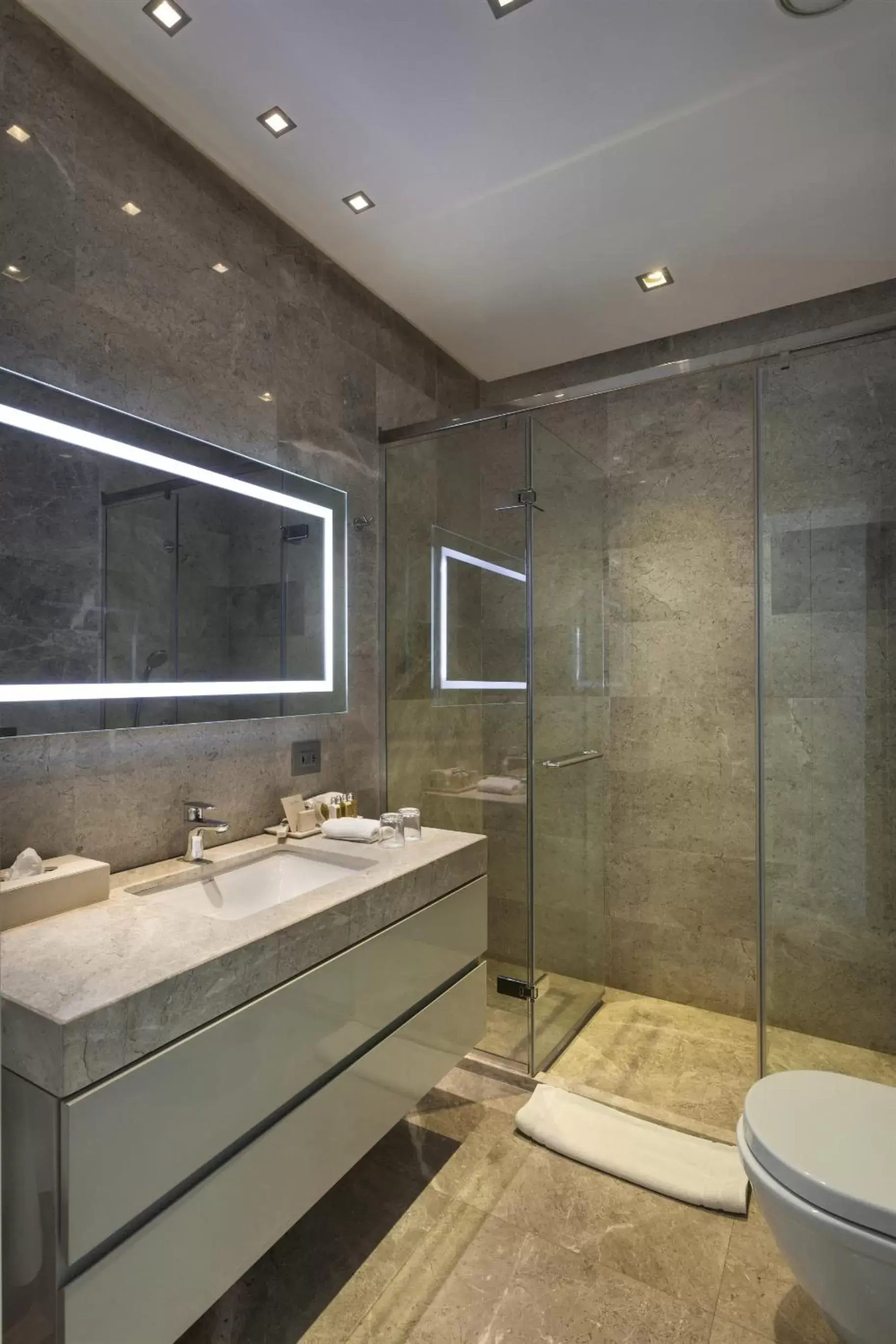 Shower, Bathroom in Fraser Place Anthill Istanbul