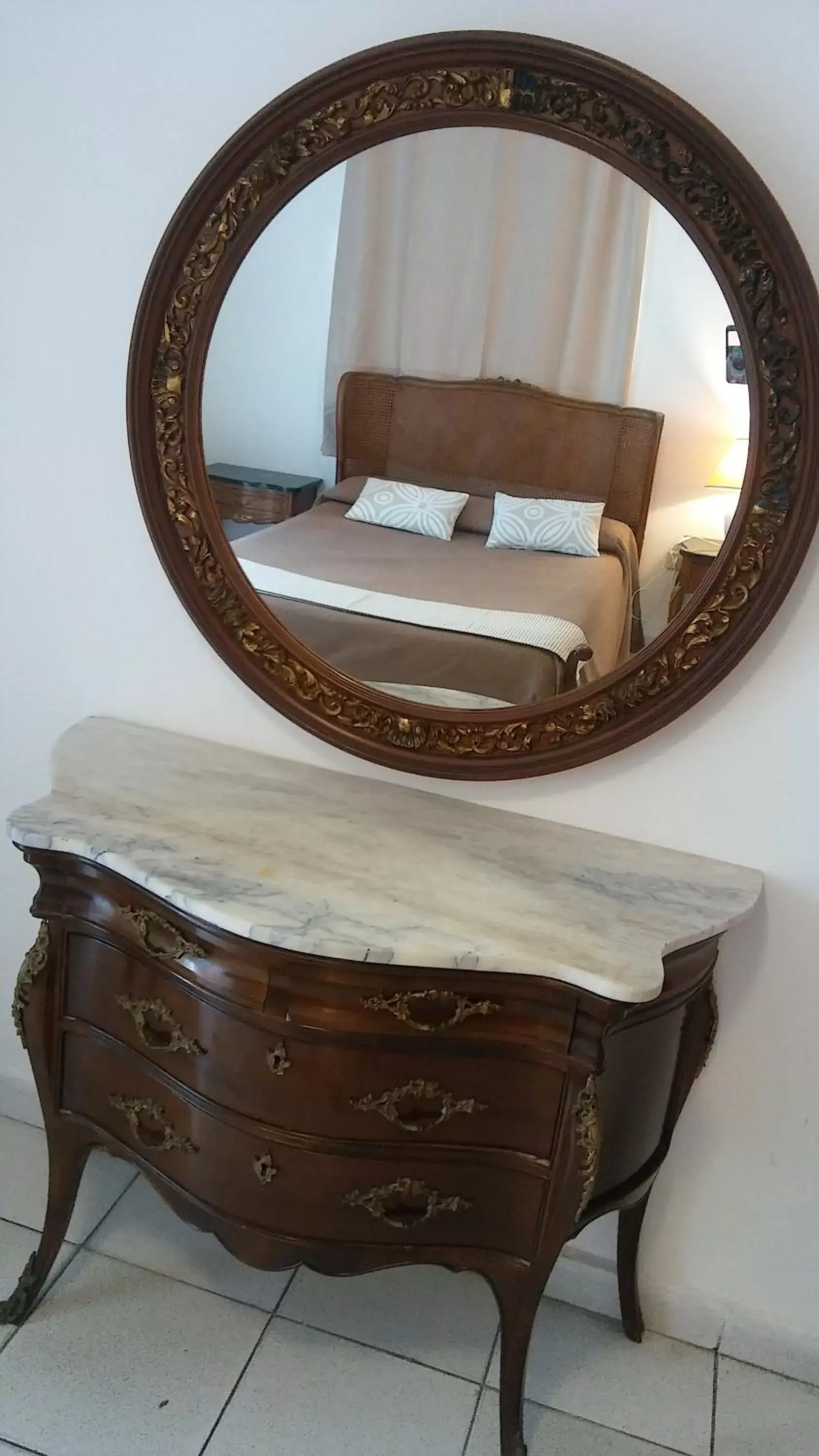 Bedroom, Seating Area in Hotel Maritimo