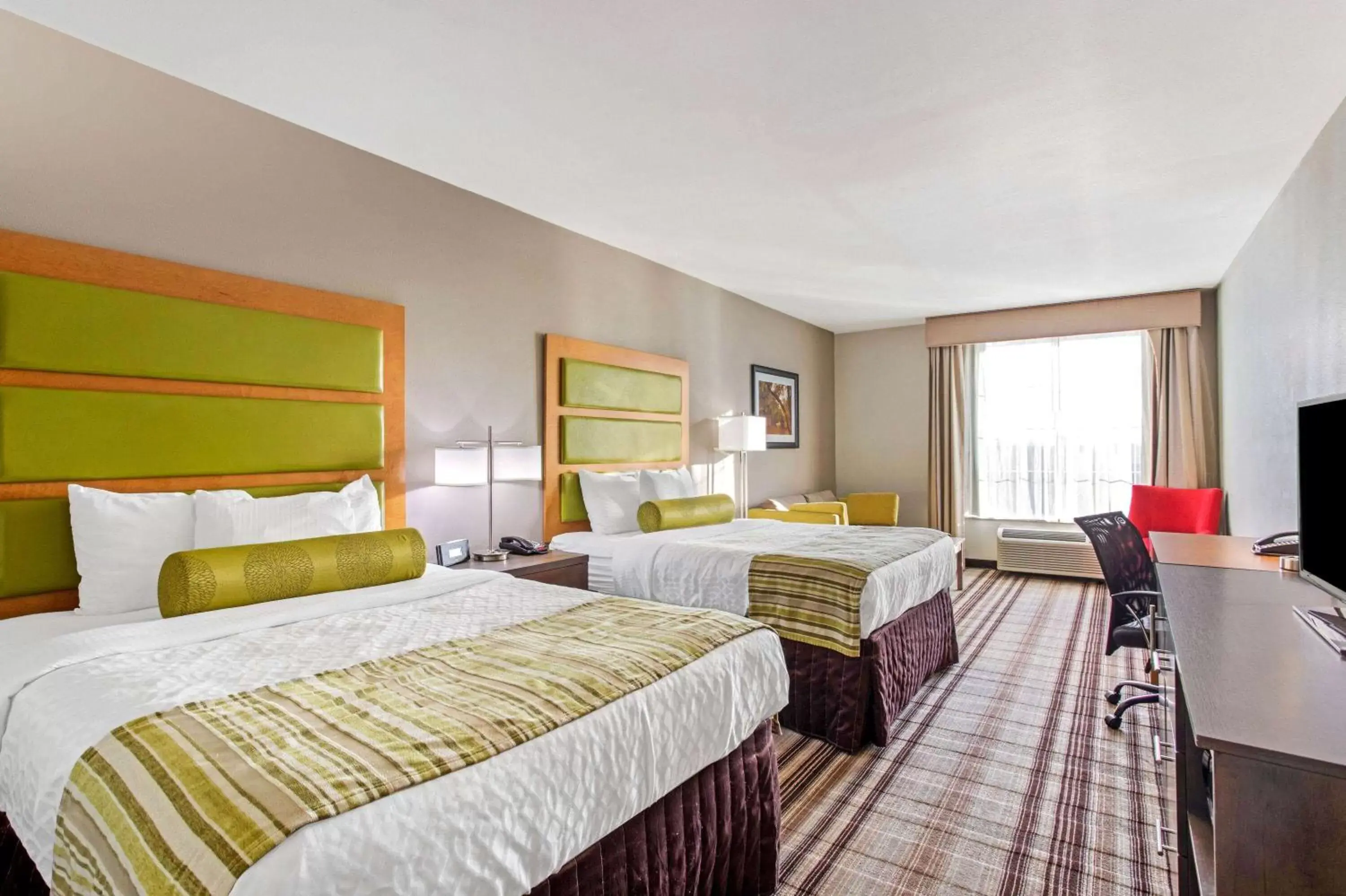 Executive Queen Room with Two Queen Beds in La Quinta by Wyndham Paducah Executive Queen Room with Two Queen Beds in La Quinta by Wyndham Paducah