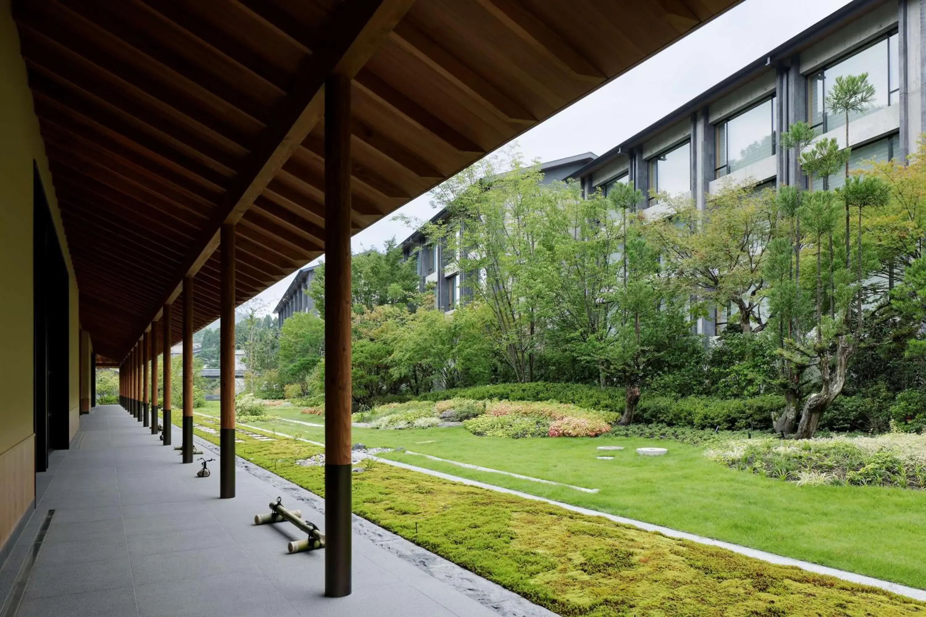 Property building in ROKU KYOTO, LXR Hotels & Resorts by Hilton Property building in ROKU KYOTO, LXR Hotels & Resorts by Hilton