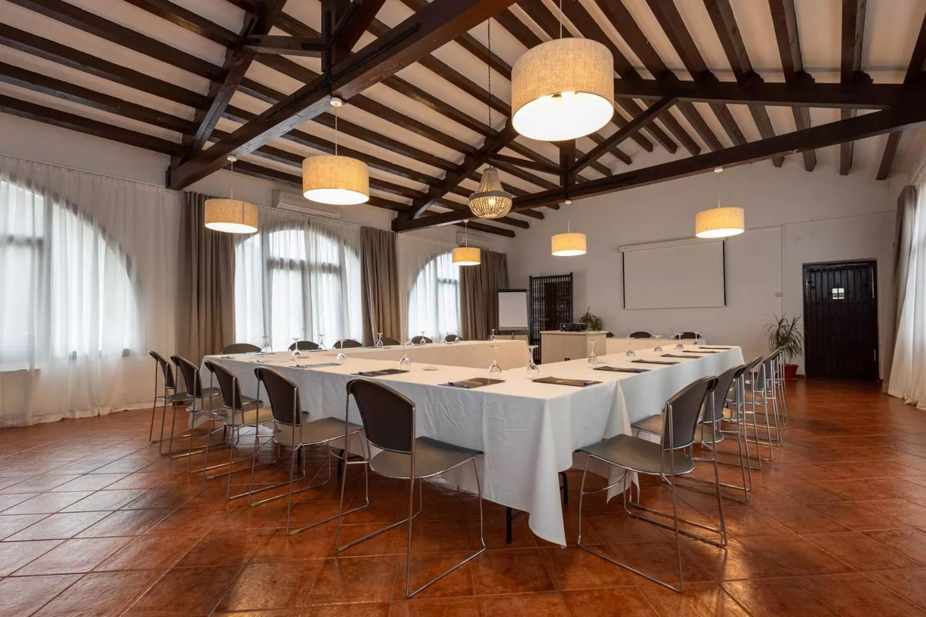 Meeting/conference room in Hotel Tugasa Las Truchas