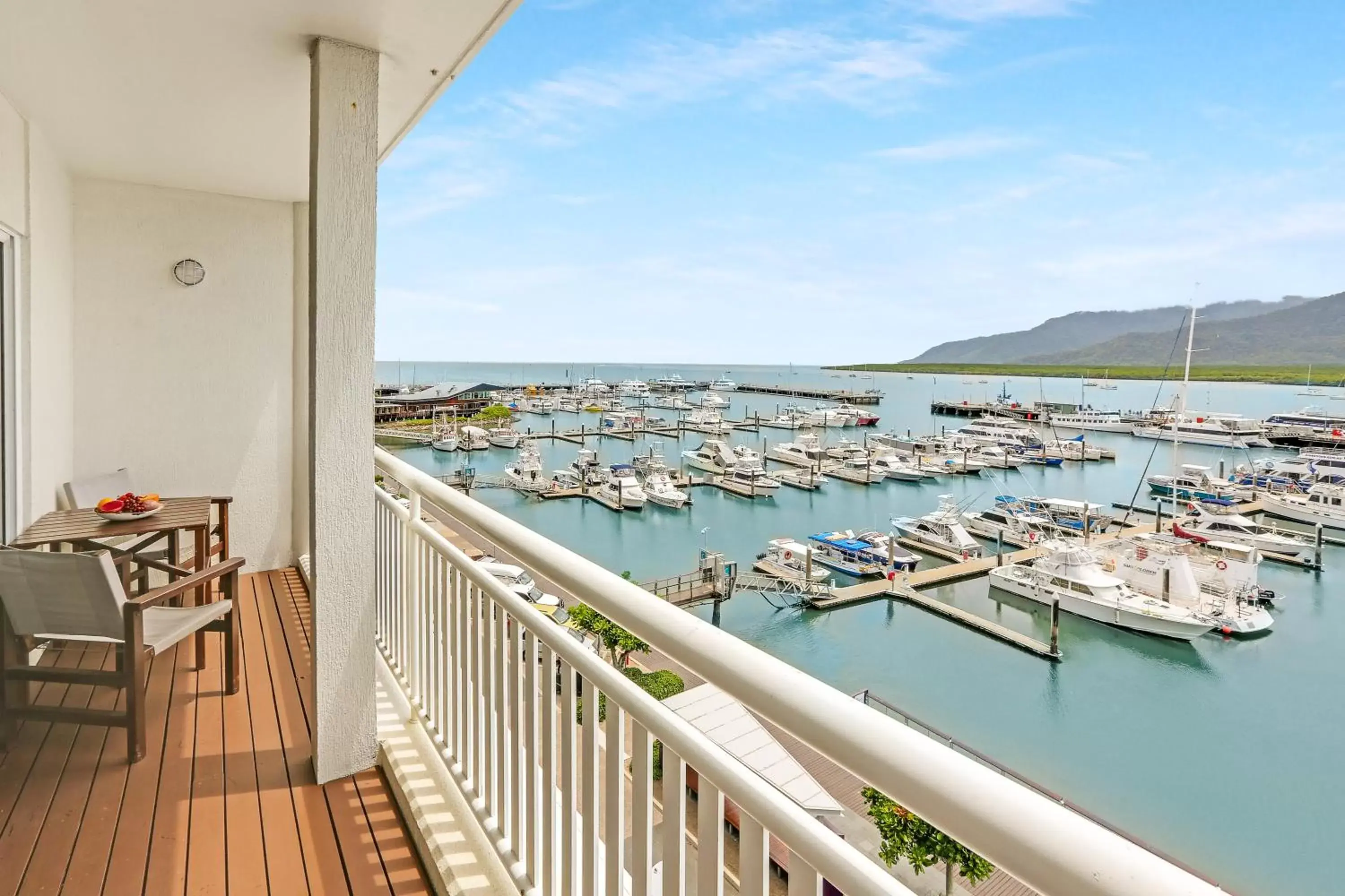 Mountain view in Shangri-La The Marina, Cairns