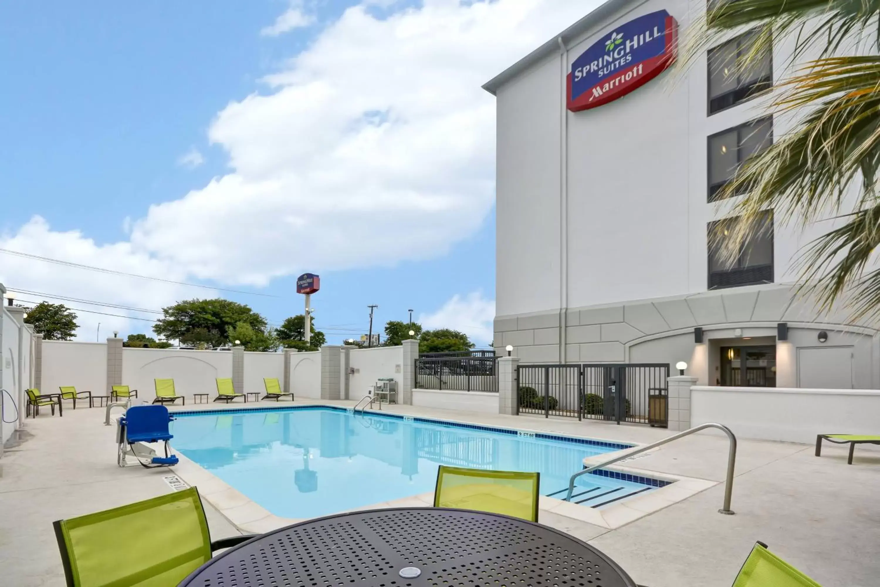 Swimming Pool in SpringHill Suites by Marriott San Antonio Medical Center/Northwest