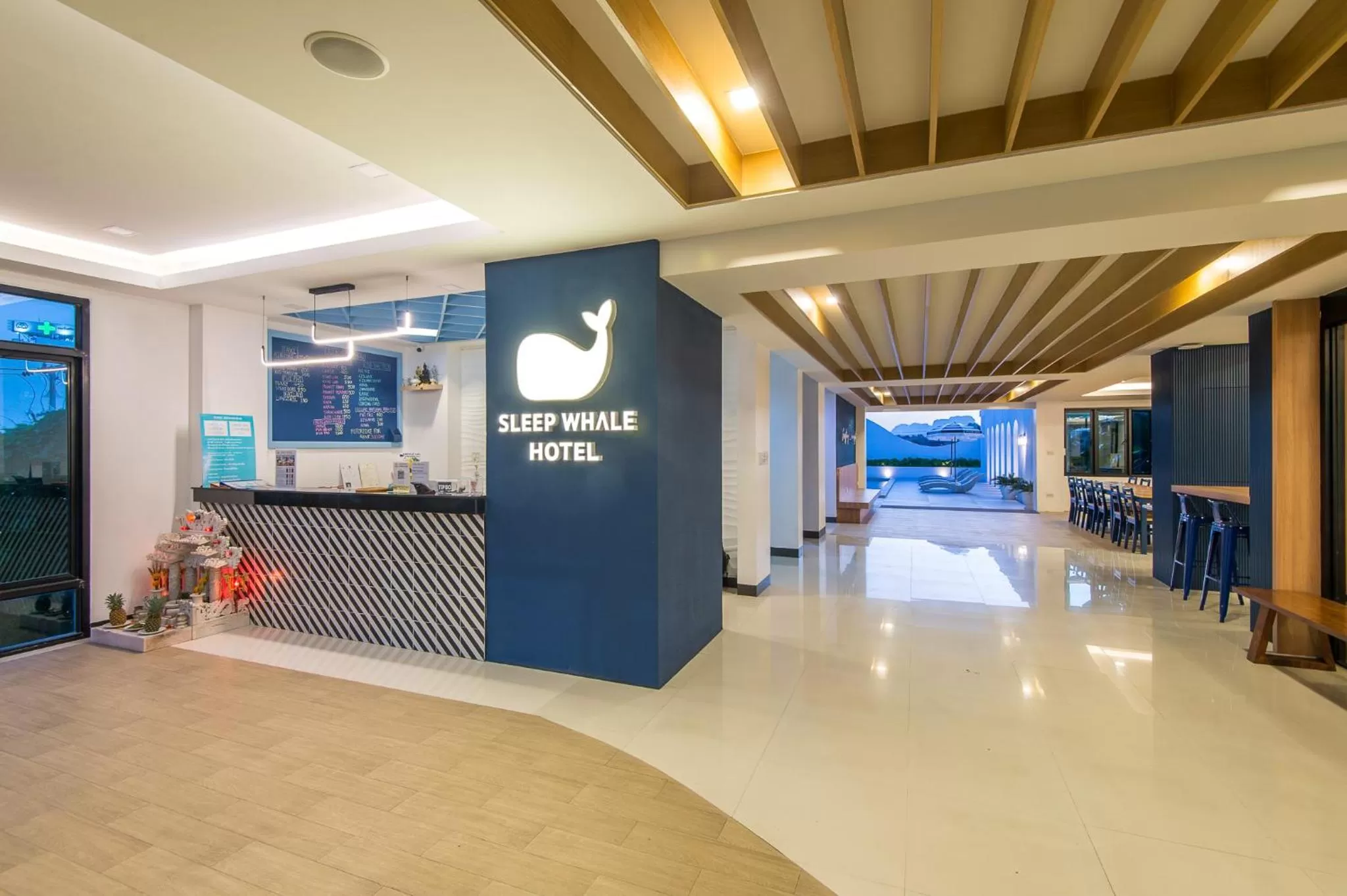 Lobby or reception in Sleep Whale Hotel