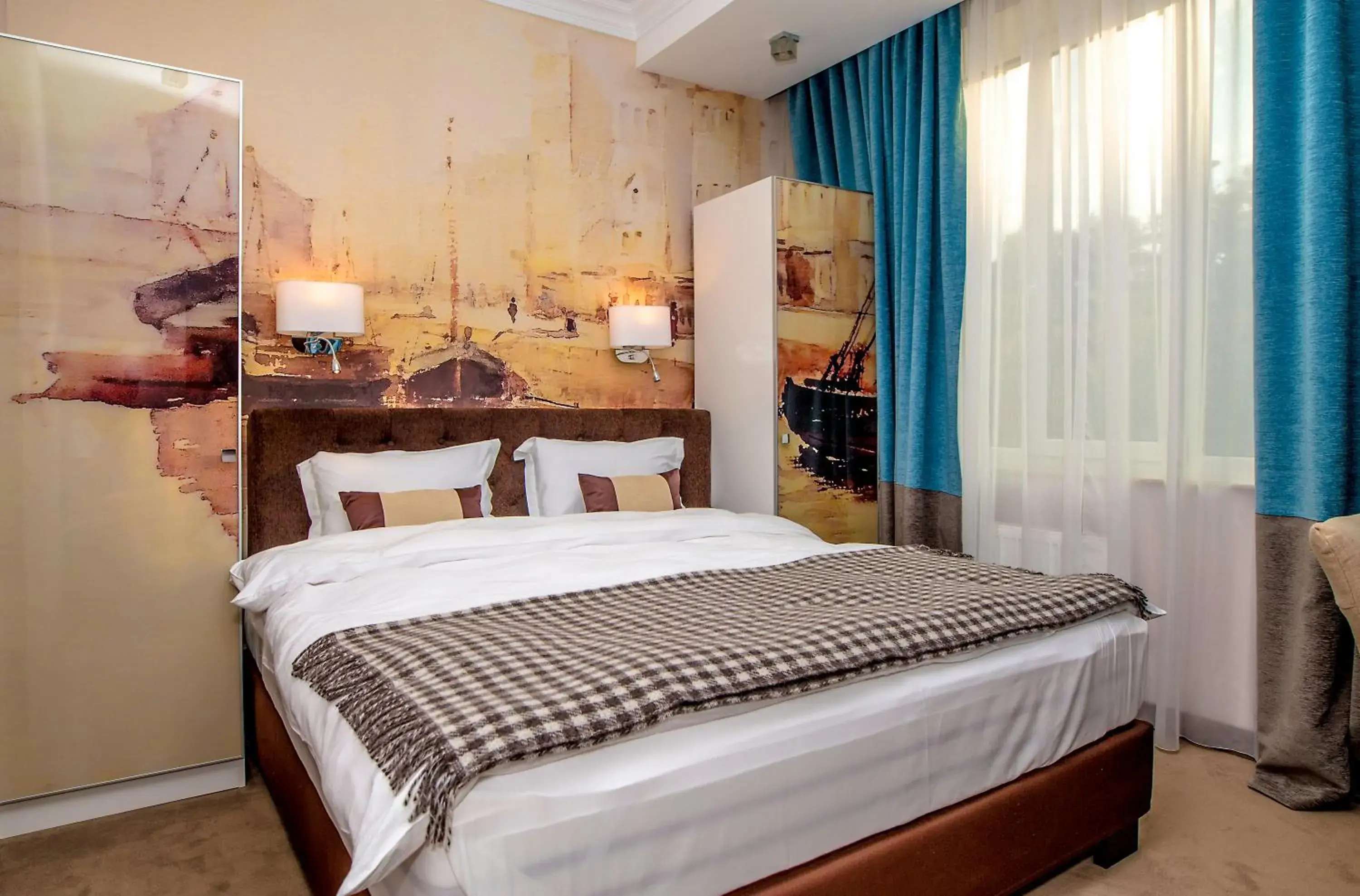 Bedroom, Bed in ZENTRUM Hotel
