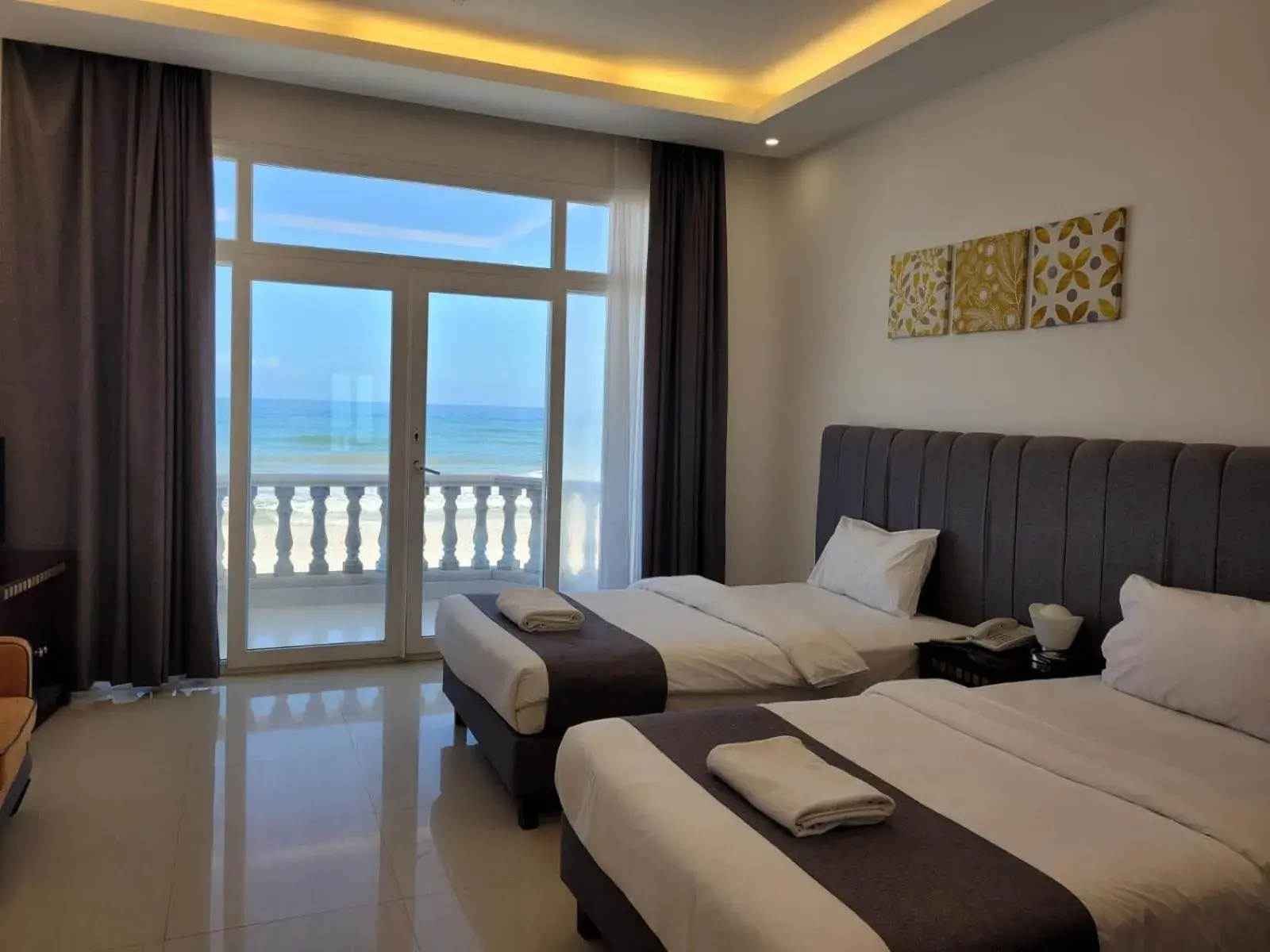 Bedroom, Bed in Salalah Beach Resort Hotel