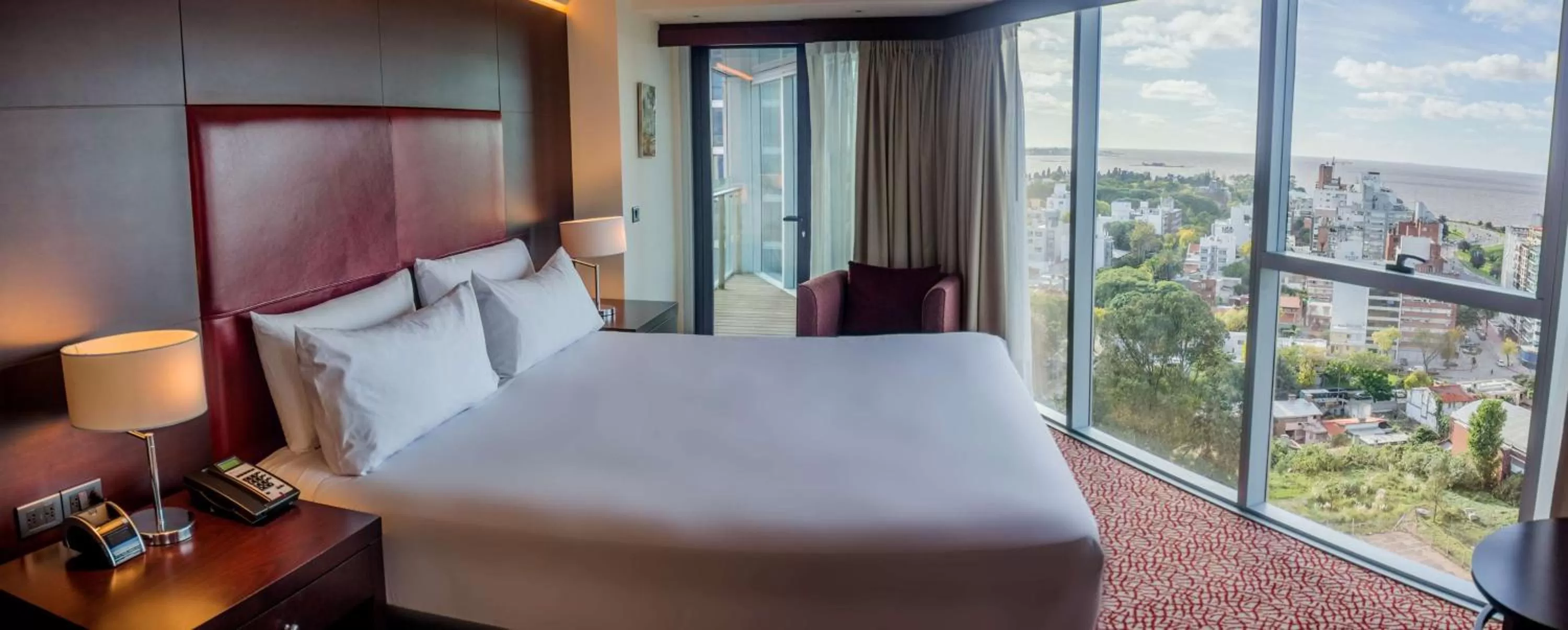 Bed in Hilton Garden Inn Montevideo