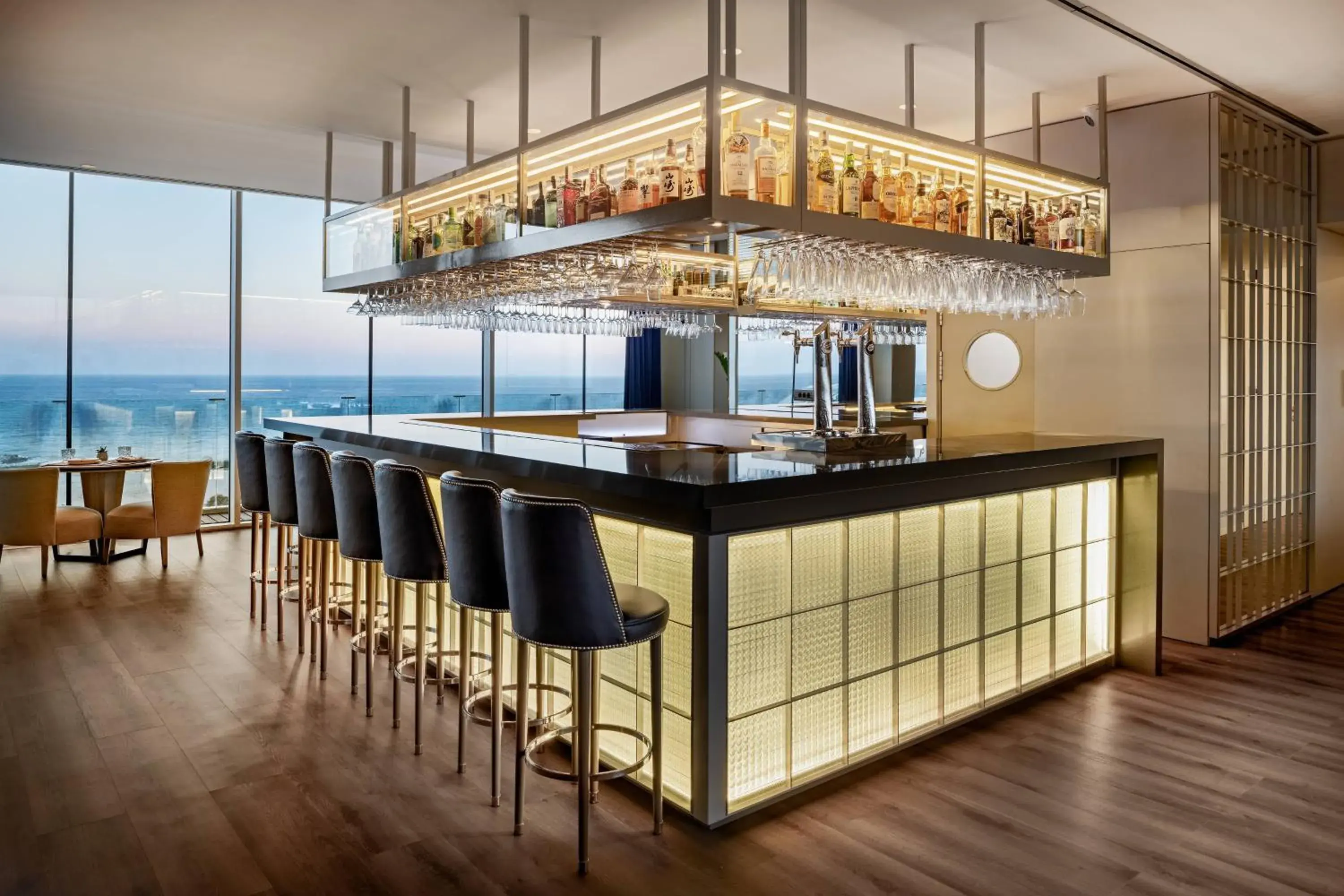 Restaurant/places to eat, Lounge/Bar in AC Hotel Barcelona Fórum by Marriott