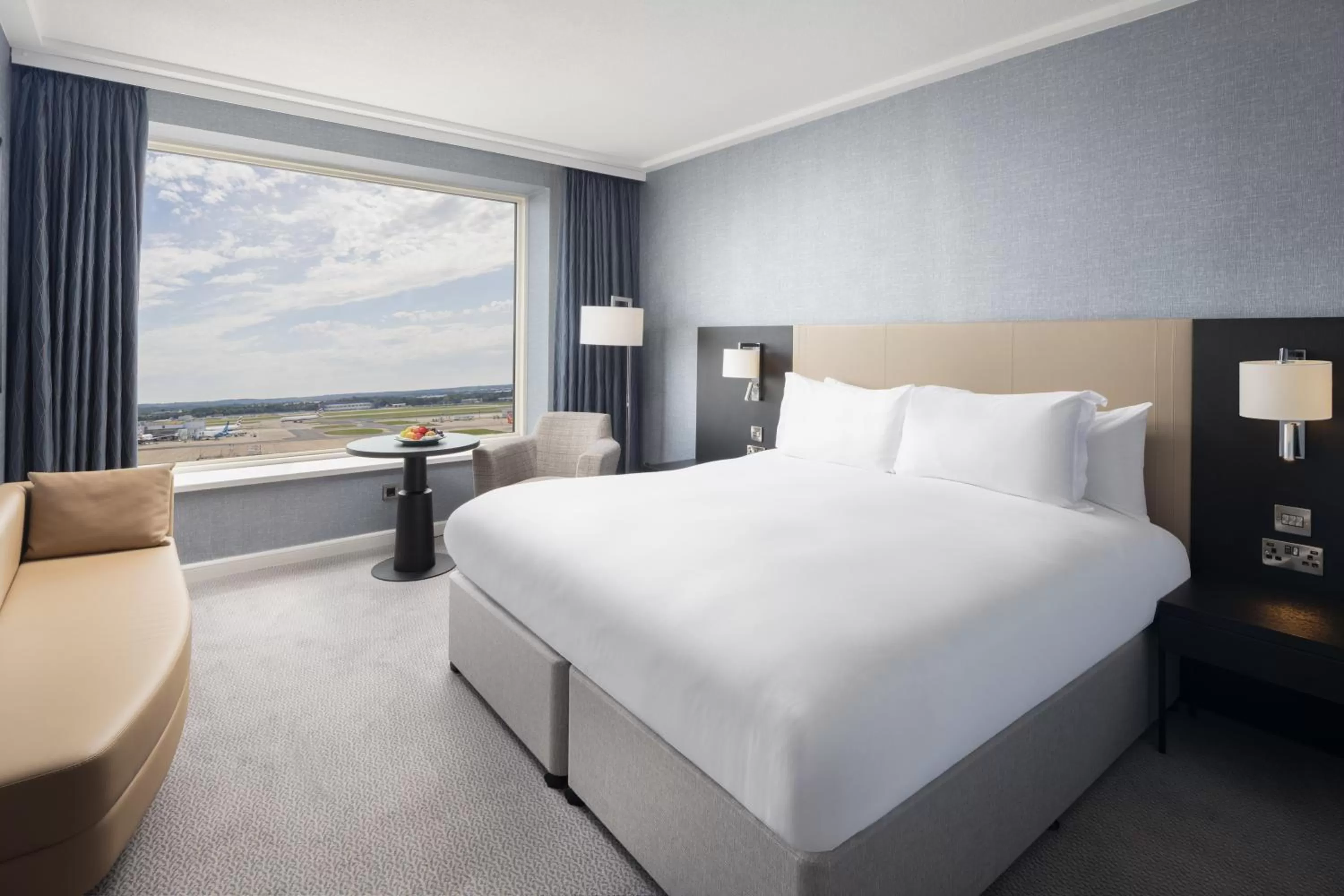 Bedroom, Bed in Sofitel London Gatwick