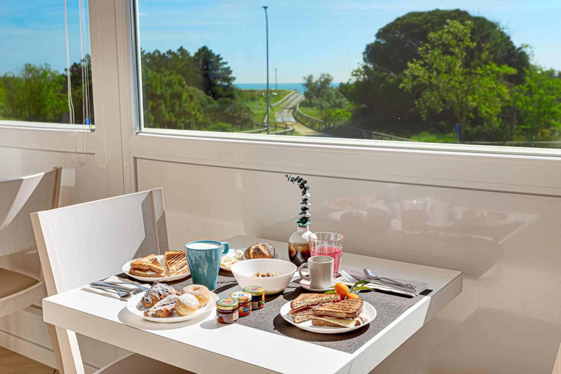 Restaurant/places to eat in Hotel-Residence- Le Dune Breakfast & private beach included