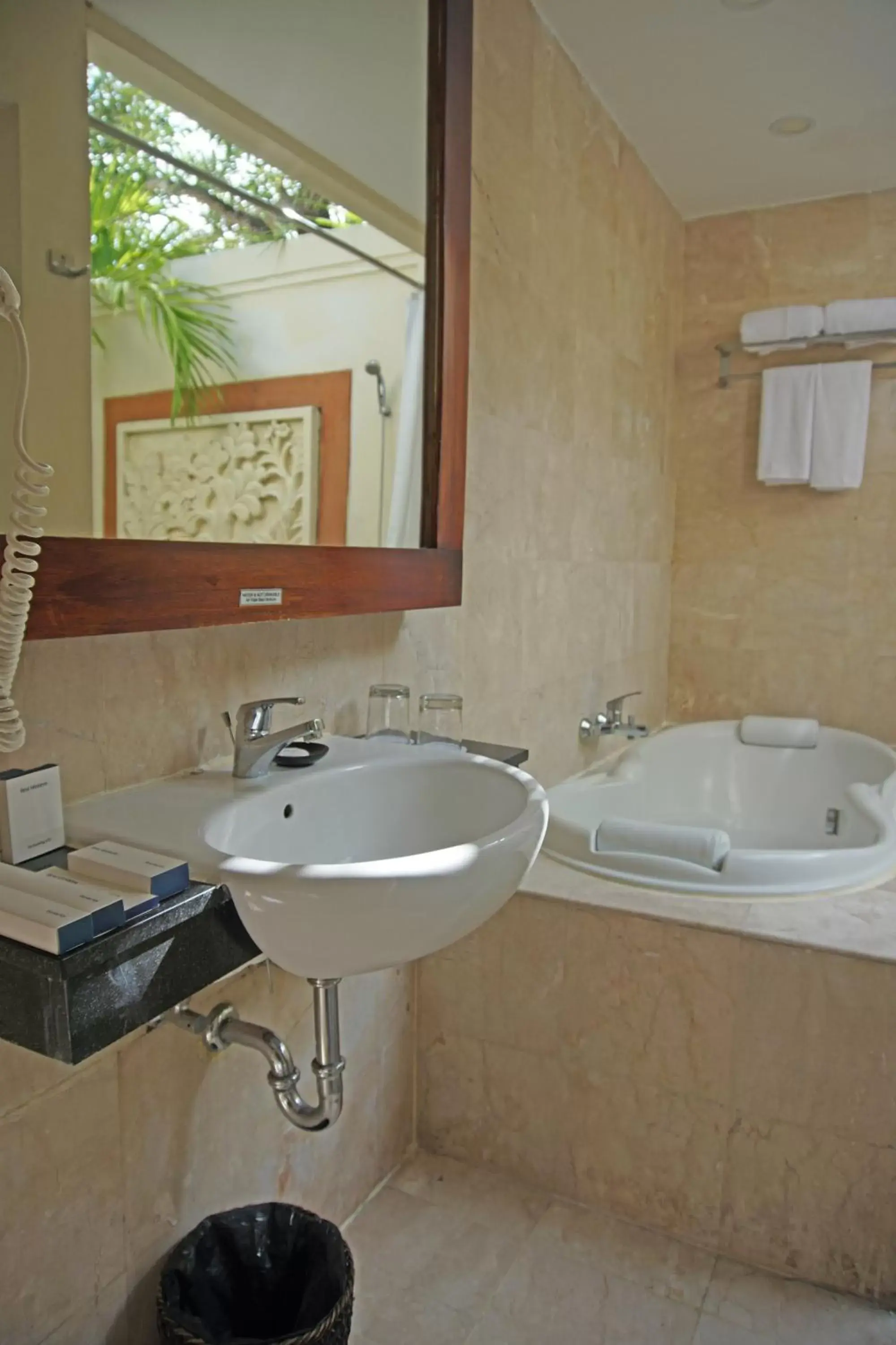 Bathroom in Best Western Kuta Villa