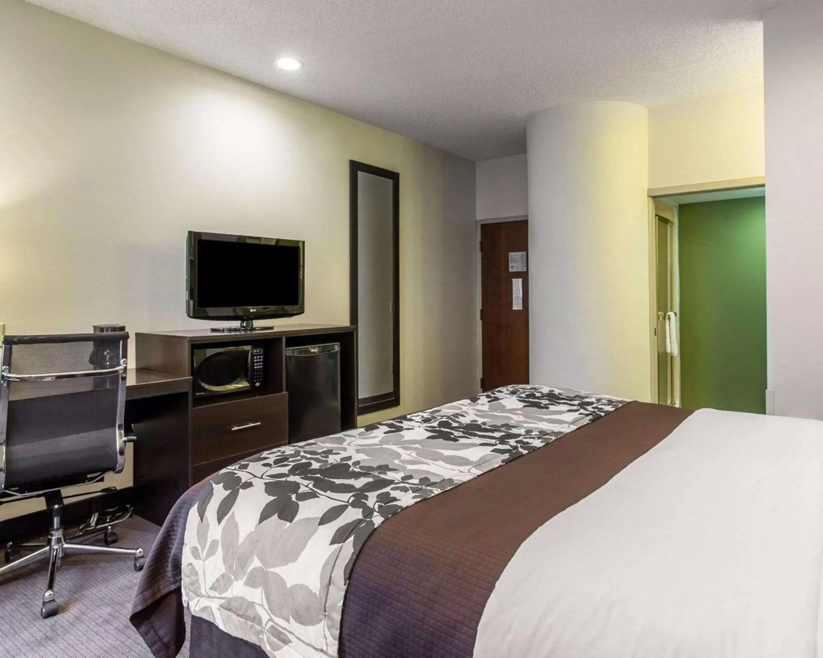 Photo of the whole room, Bed in Sleep Inn Columbia Photo of the whole room, Bed in Sleep Inn Columbia