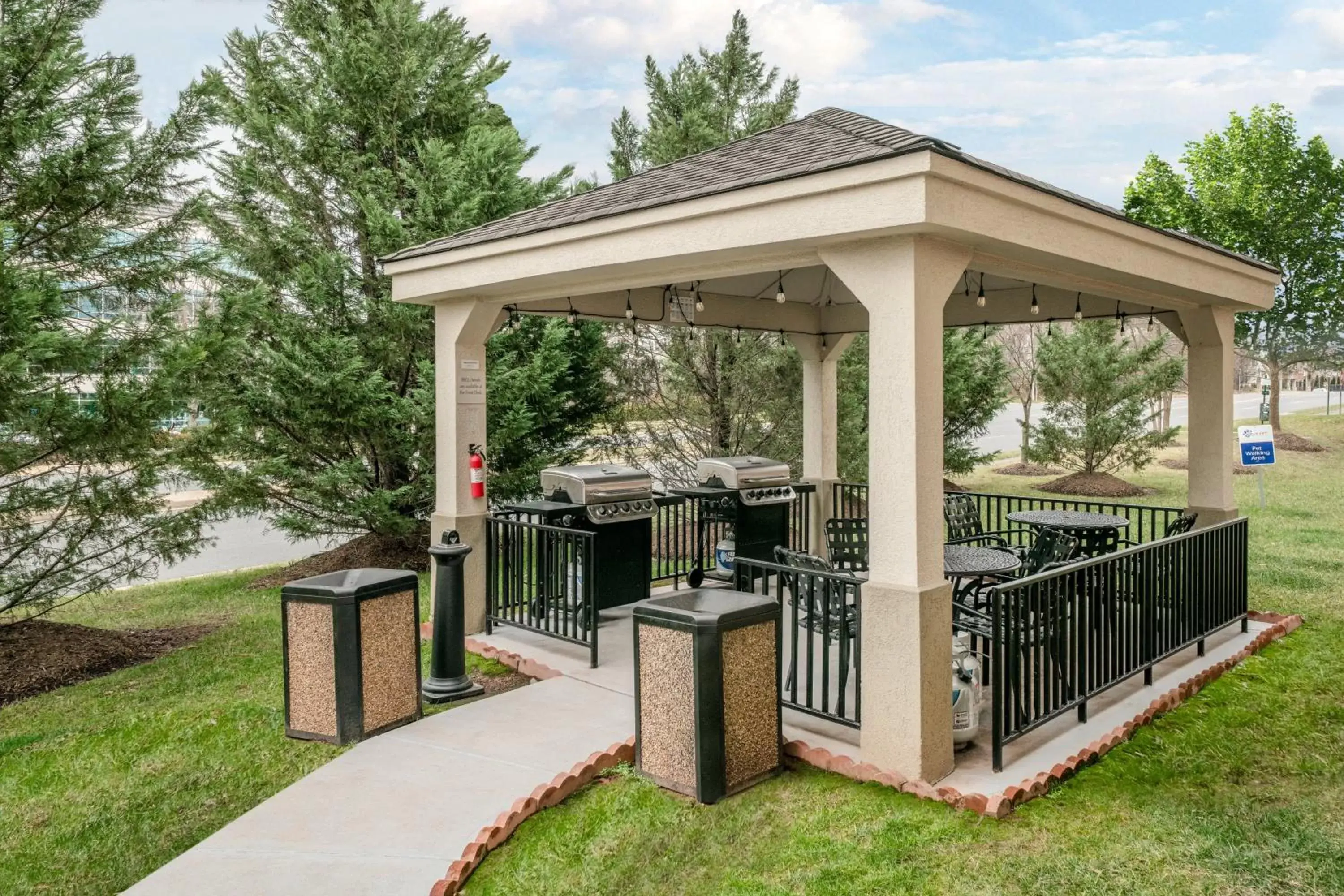 Decorative detail, BBQ Facilities in Candlewood Suites Washington-Dulles Herndon, an IHG Hotel