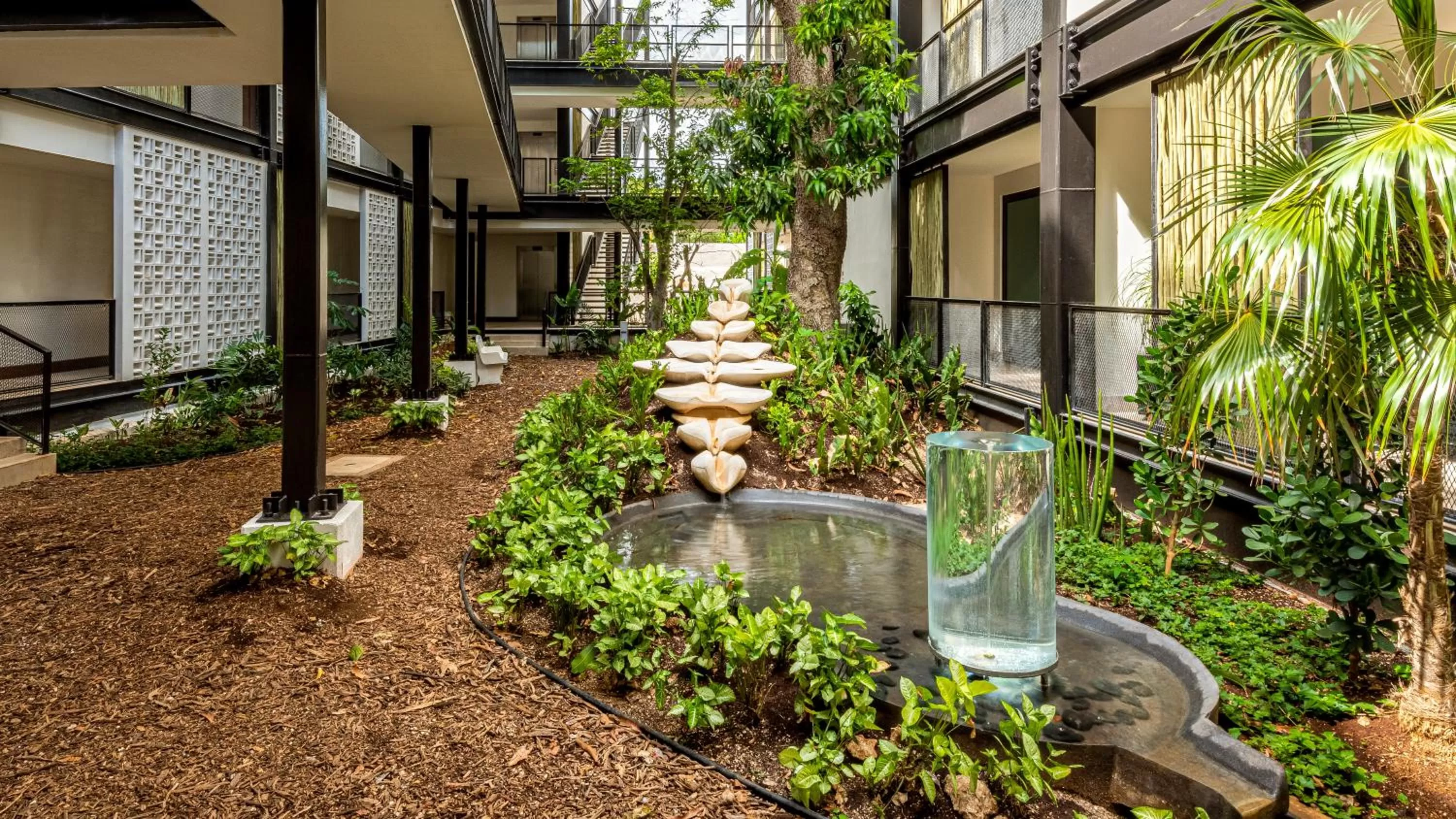 Patio in Las Brisas Merida
