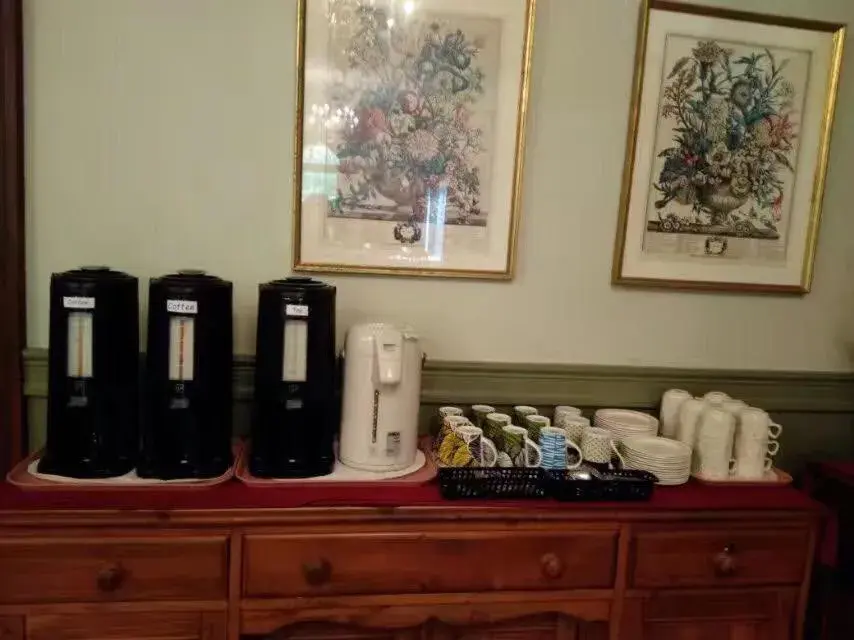 Coffee/Tea Facilities in Braeside Country Inn