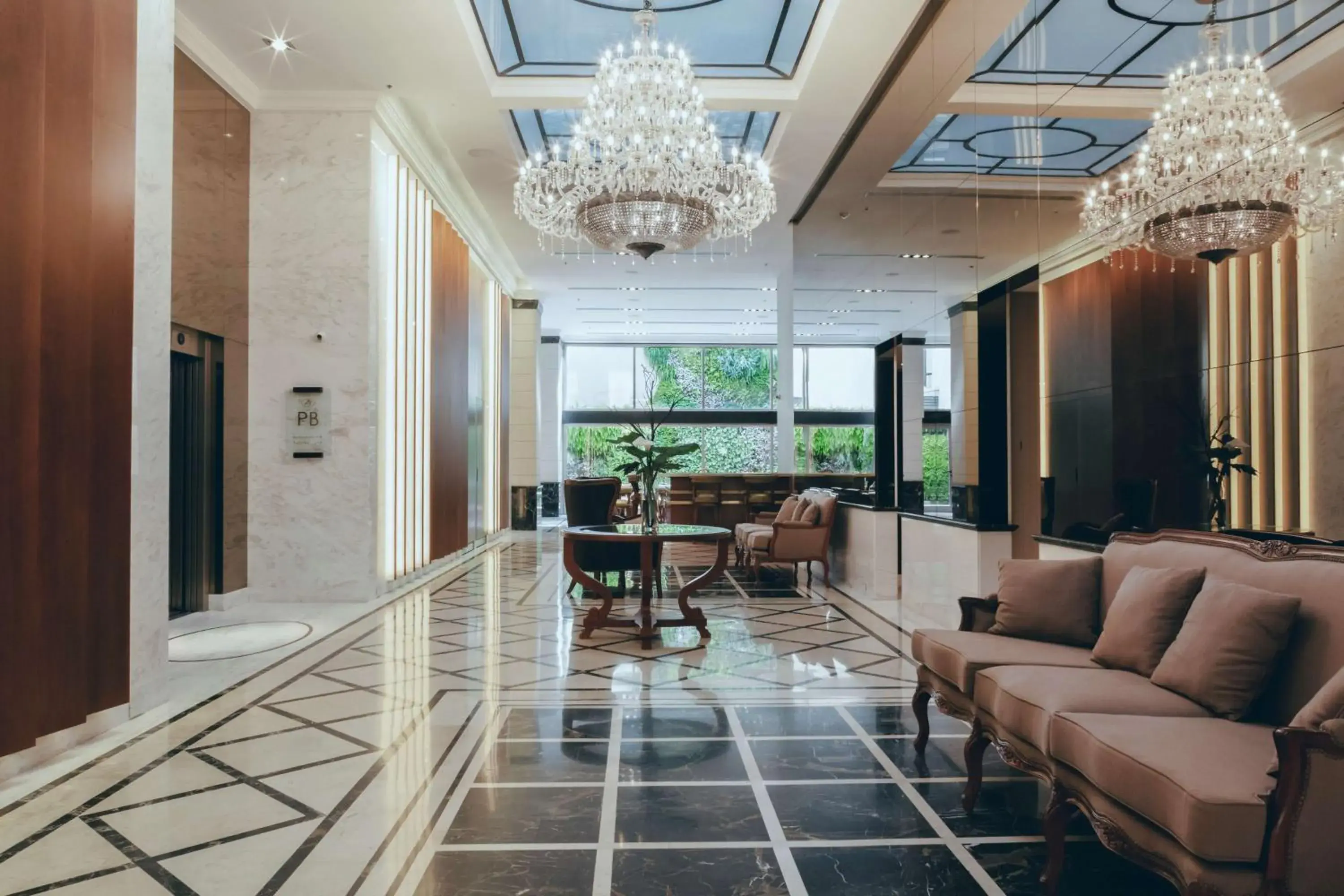 Lobby or reception, Seating Area in Esplendor by Wyndham Buenos Aires Tango