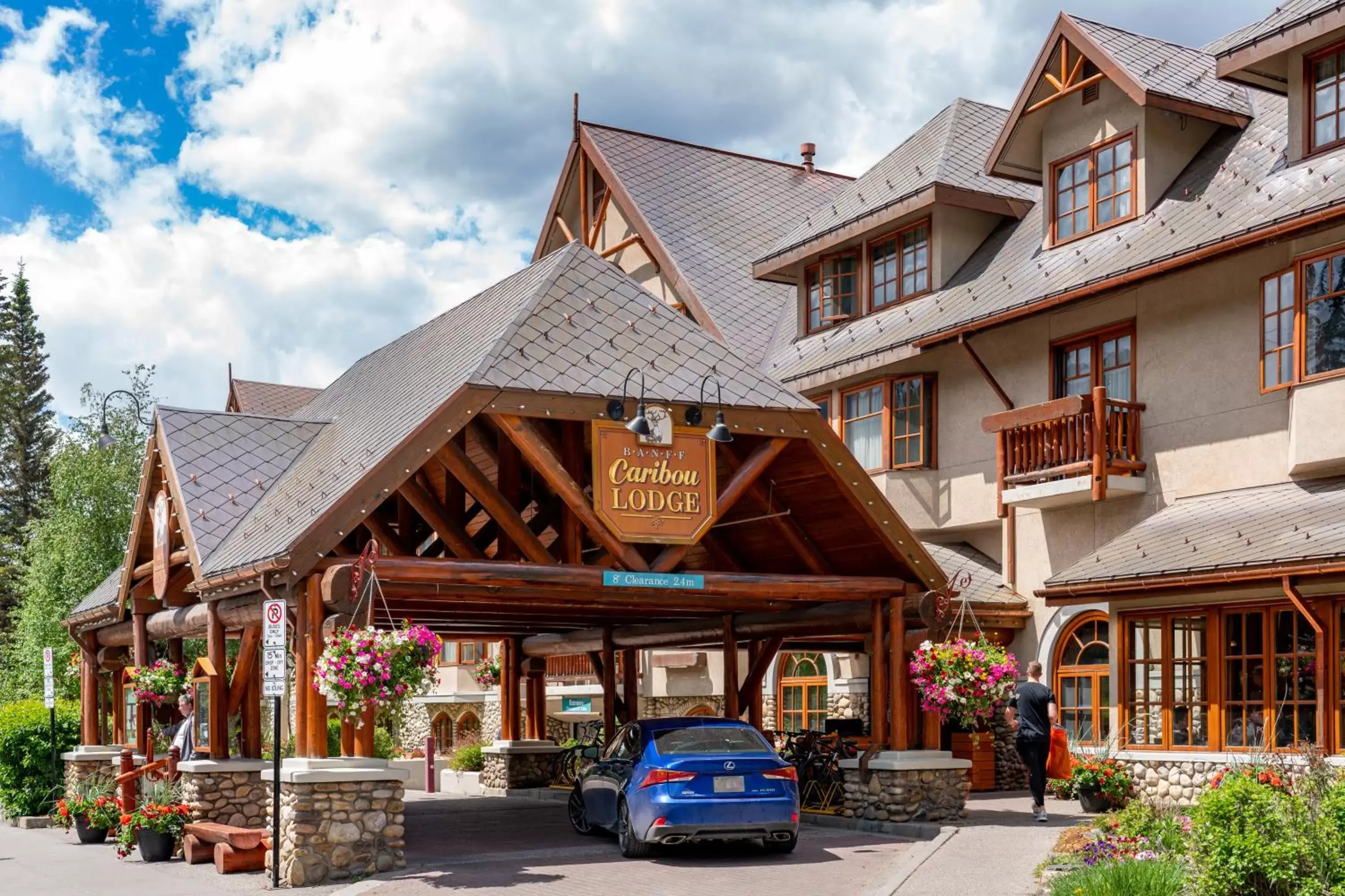 Property Building in Banff Caribou Lodge and Spa