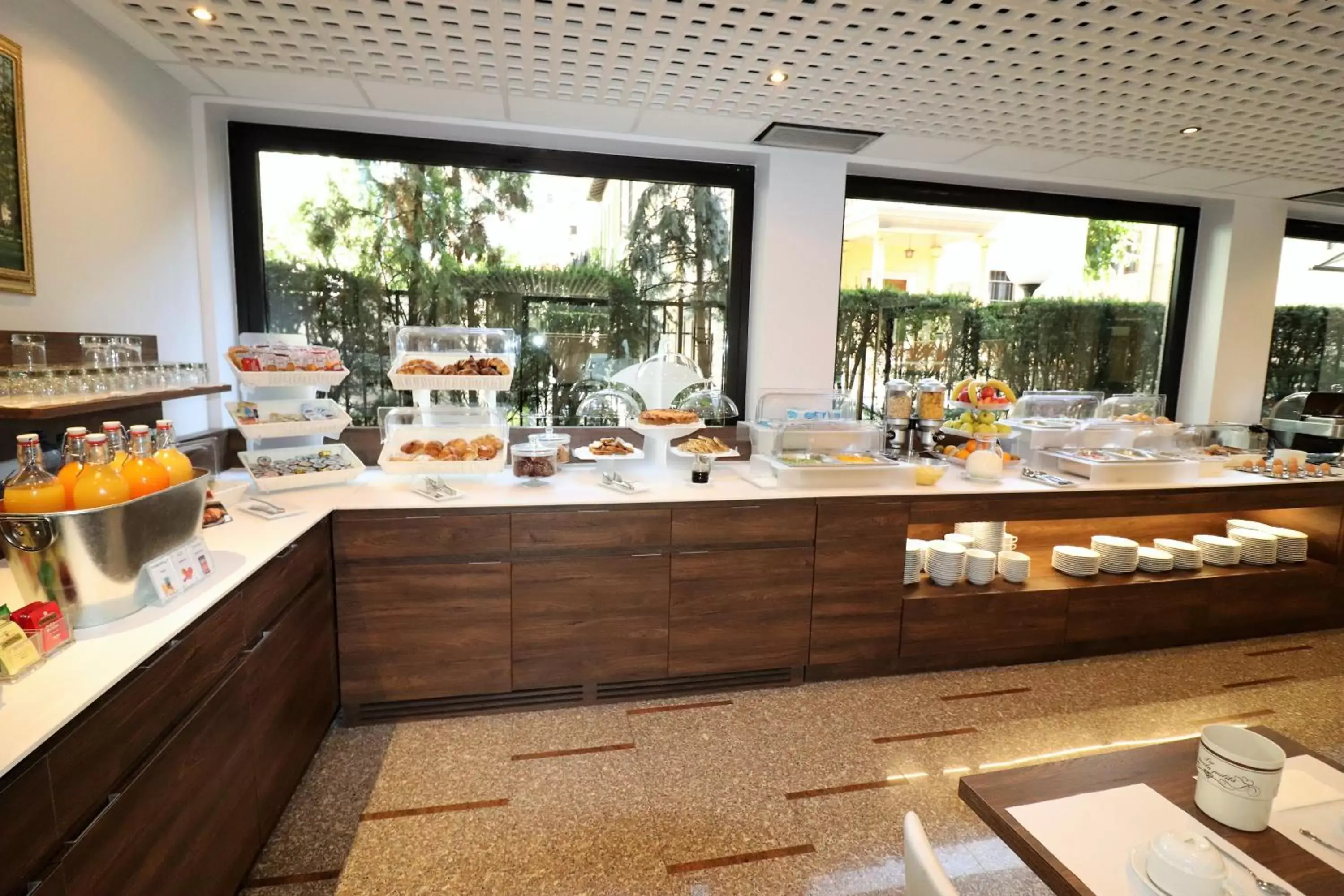 Buffet breakfast, Restaurant/Places to Eat in Hotel Domenichino