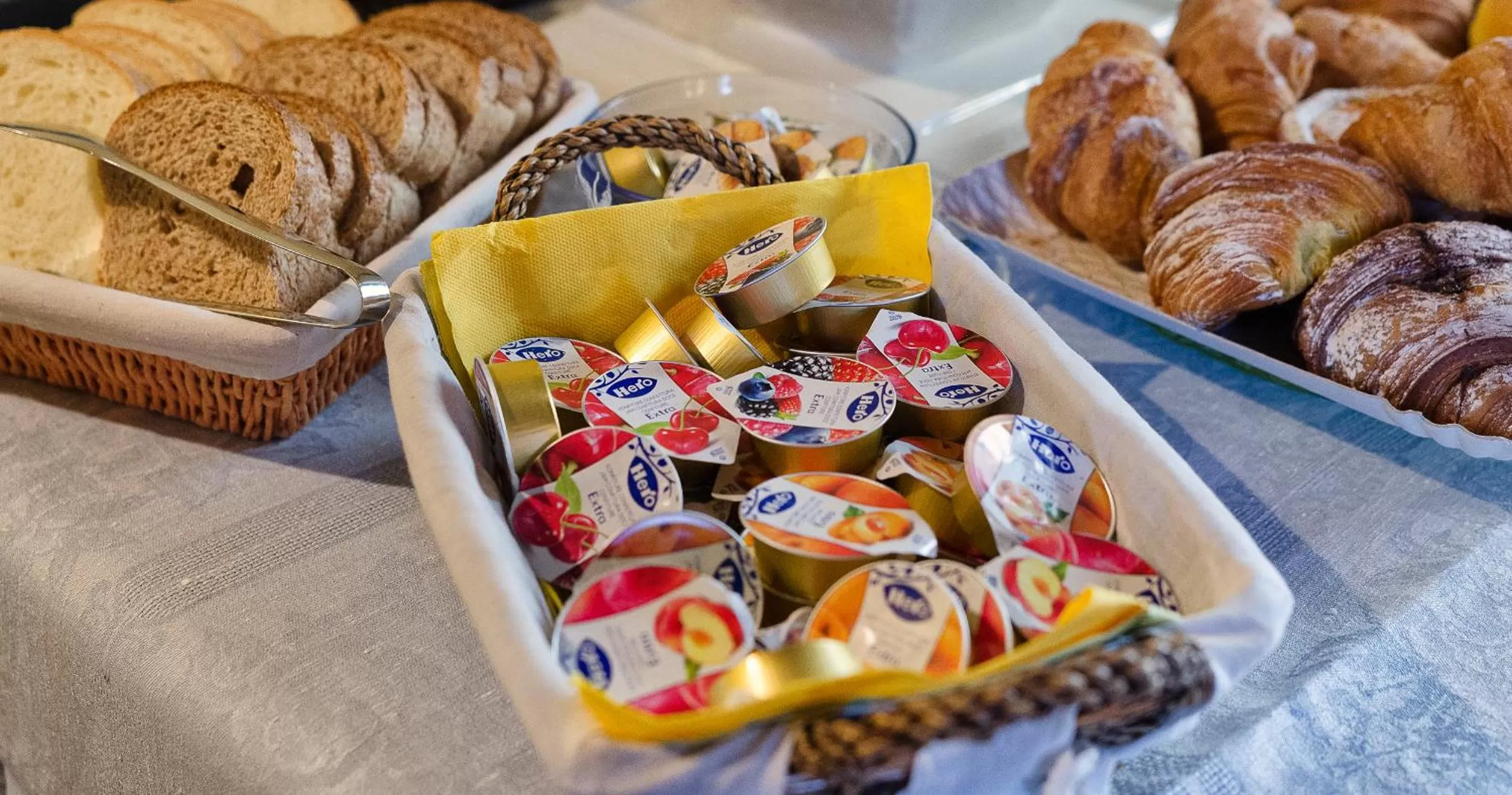 Breakfast in Pisa Holidays