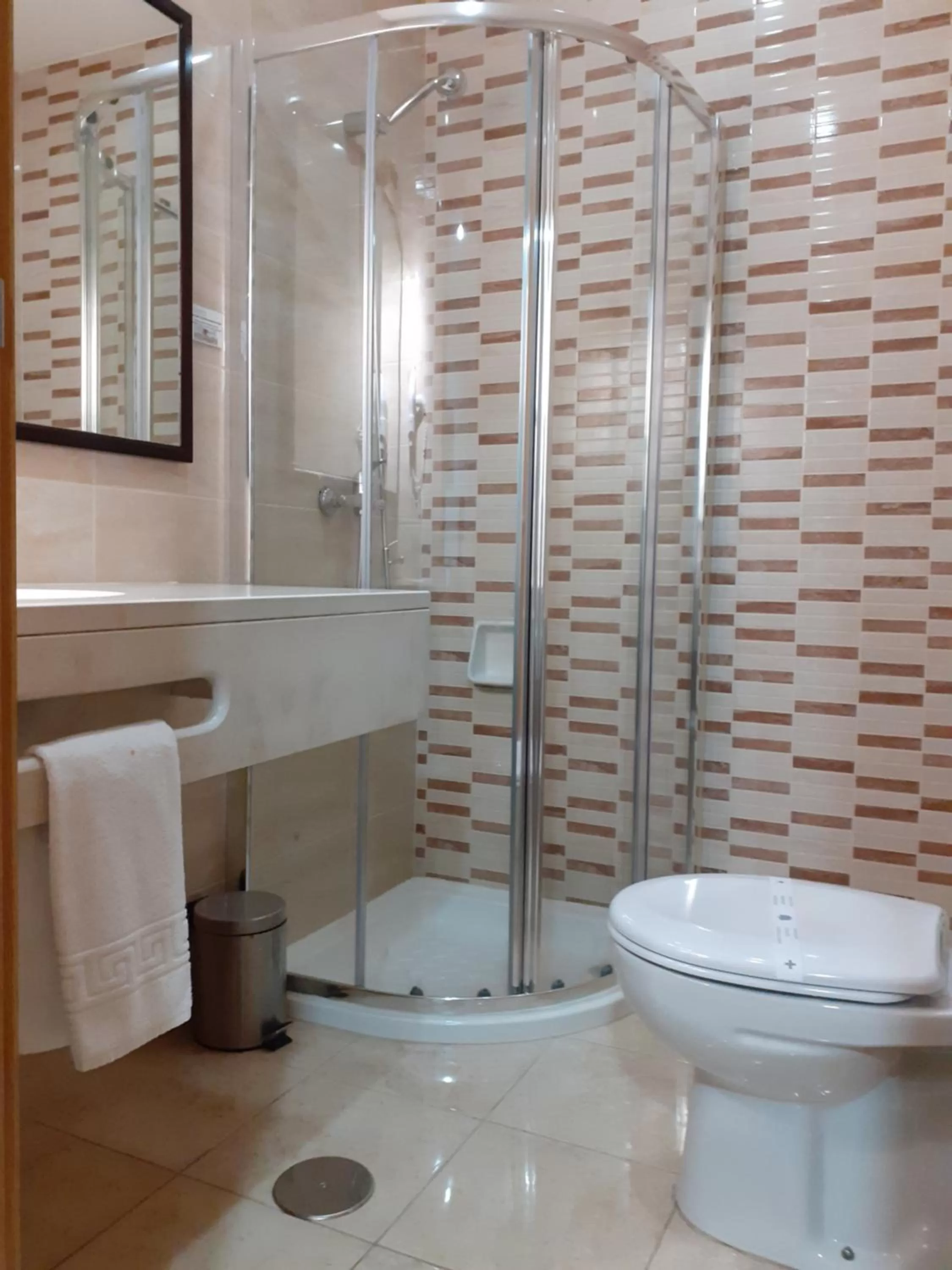 Bathroom in Hotel SQUARE