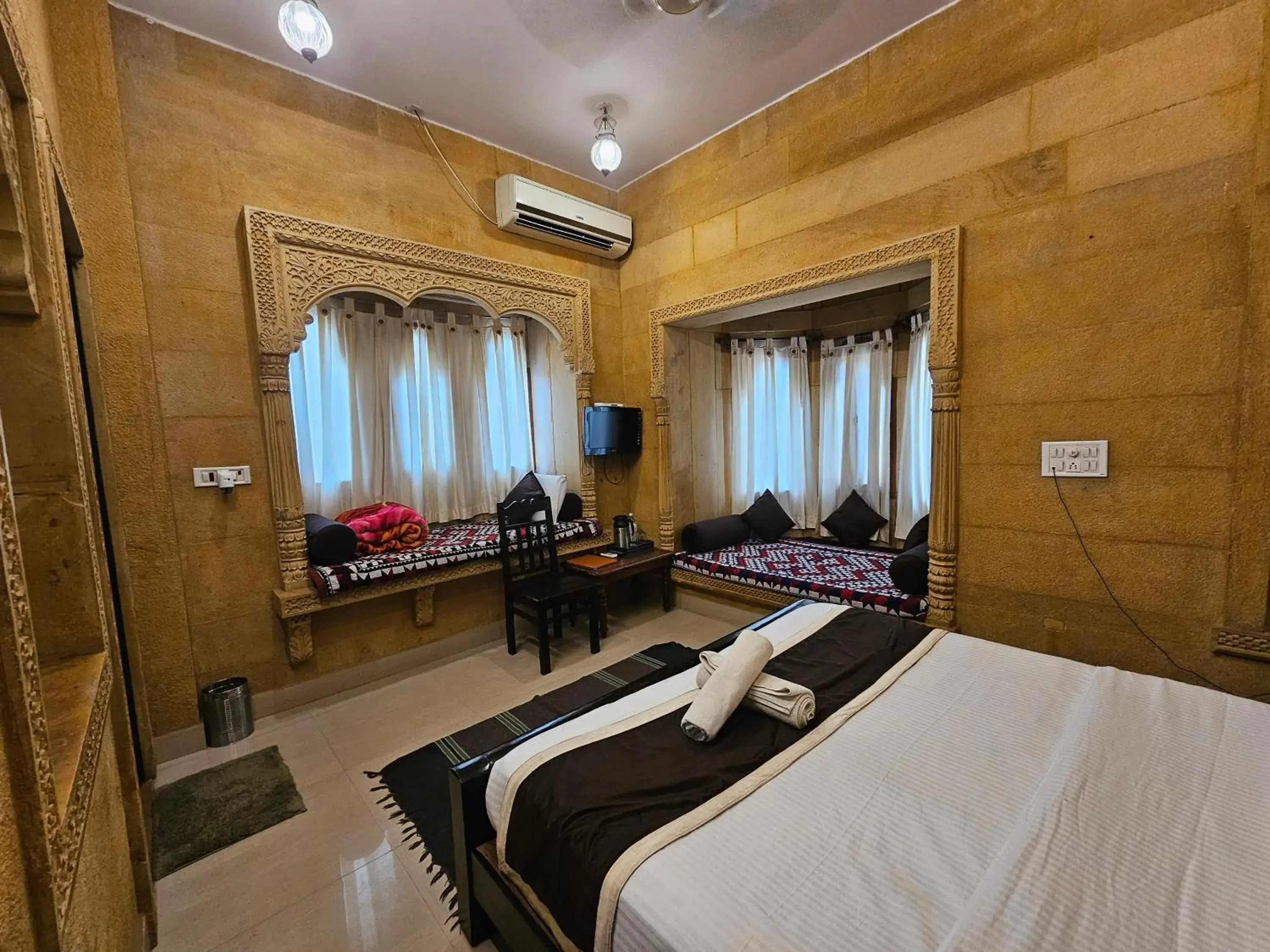 Bed in Hotel Royal Haveli