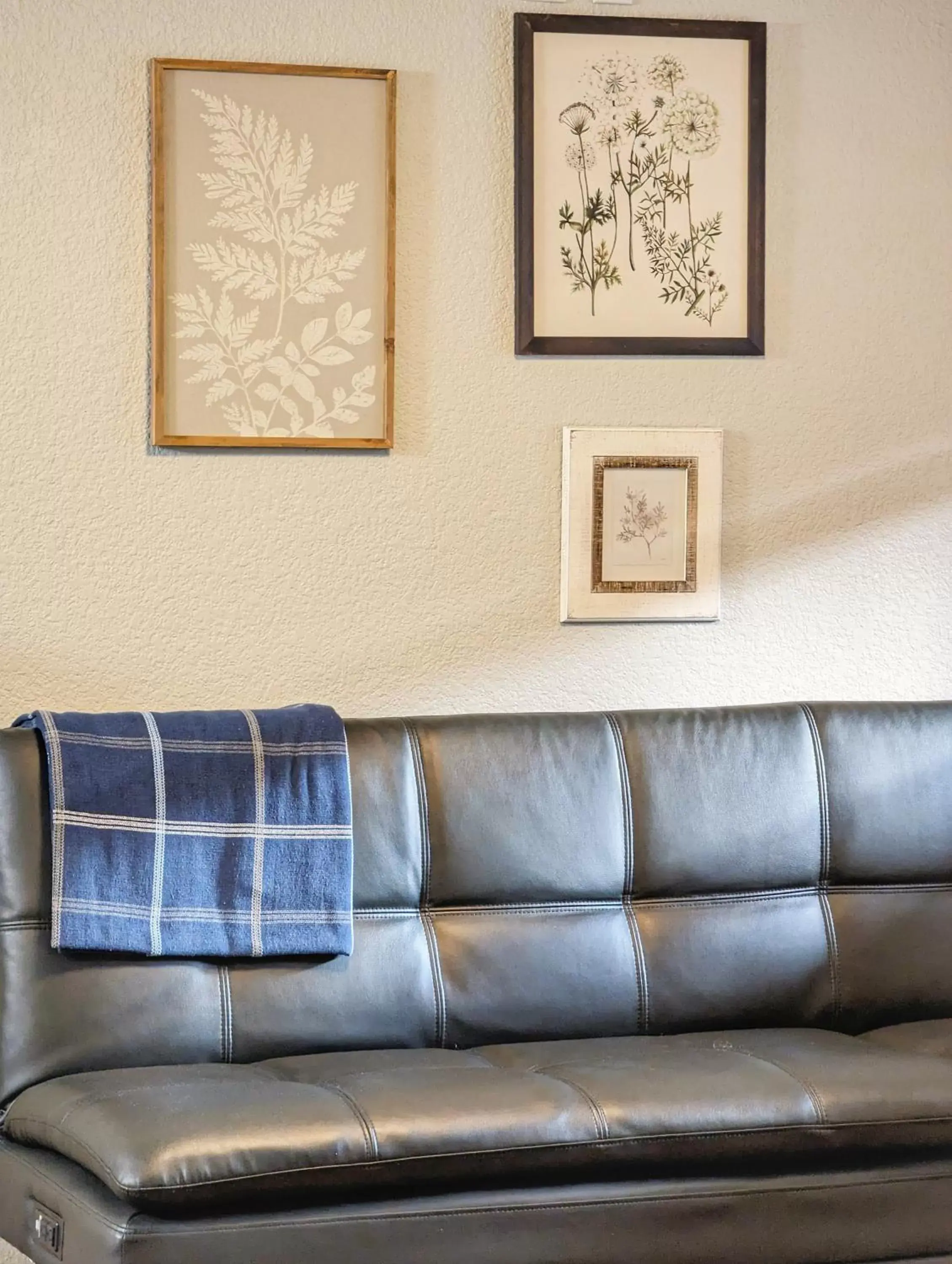 Living room, Seating Area in The Fountain Creek Inn of Manitou Springs