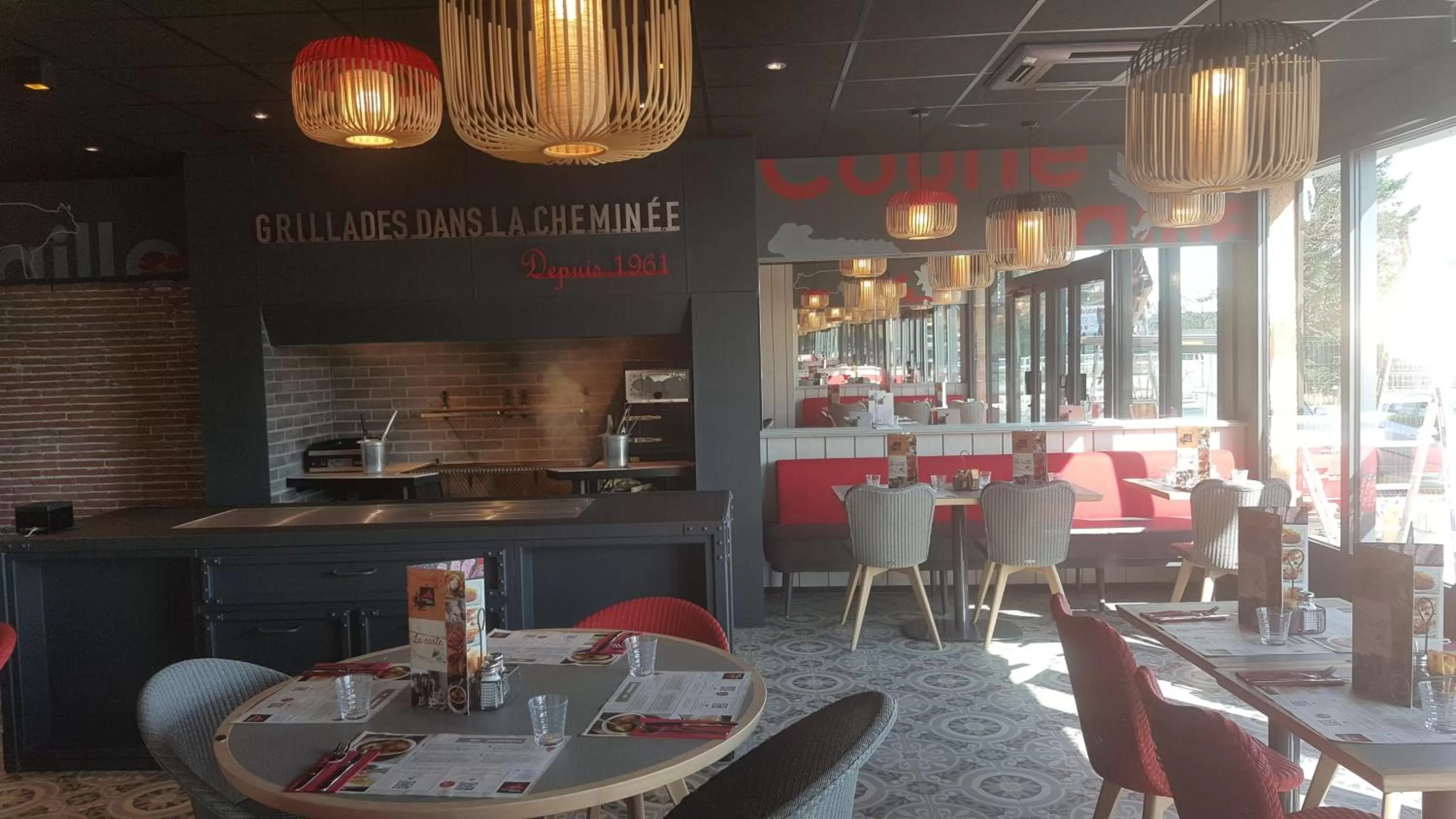 Restaurant/places to eat in ibis Orange Centre