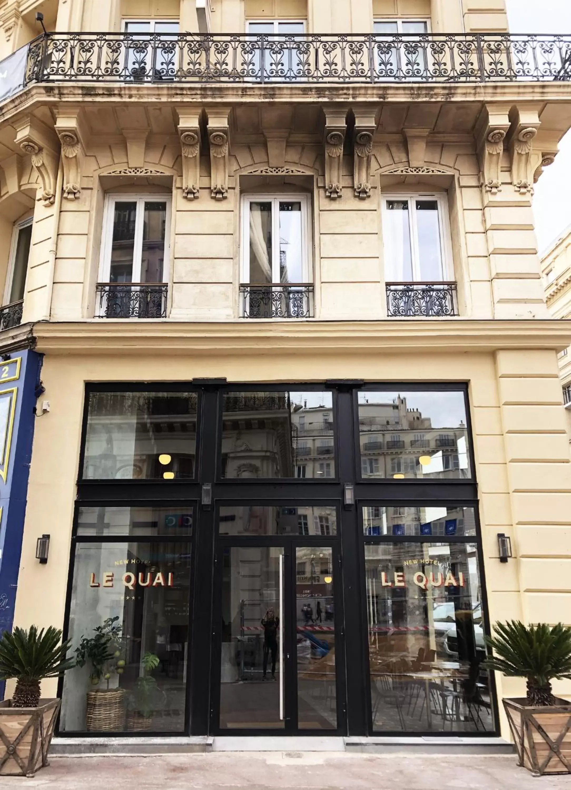 Facade/entrance, Property Building in New Hotel Le Quai - Vieux Port