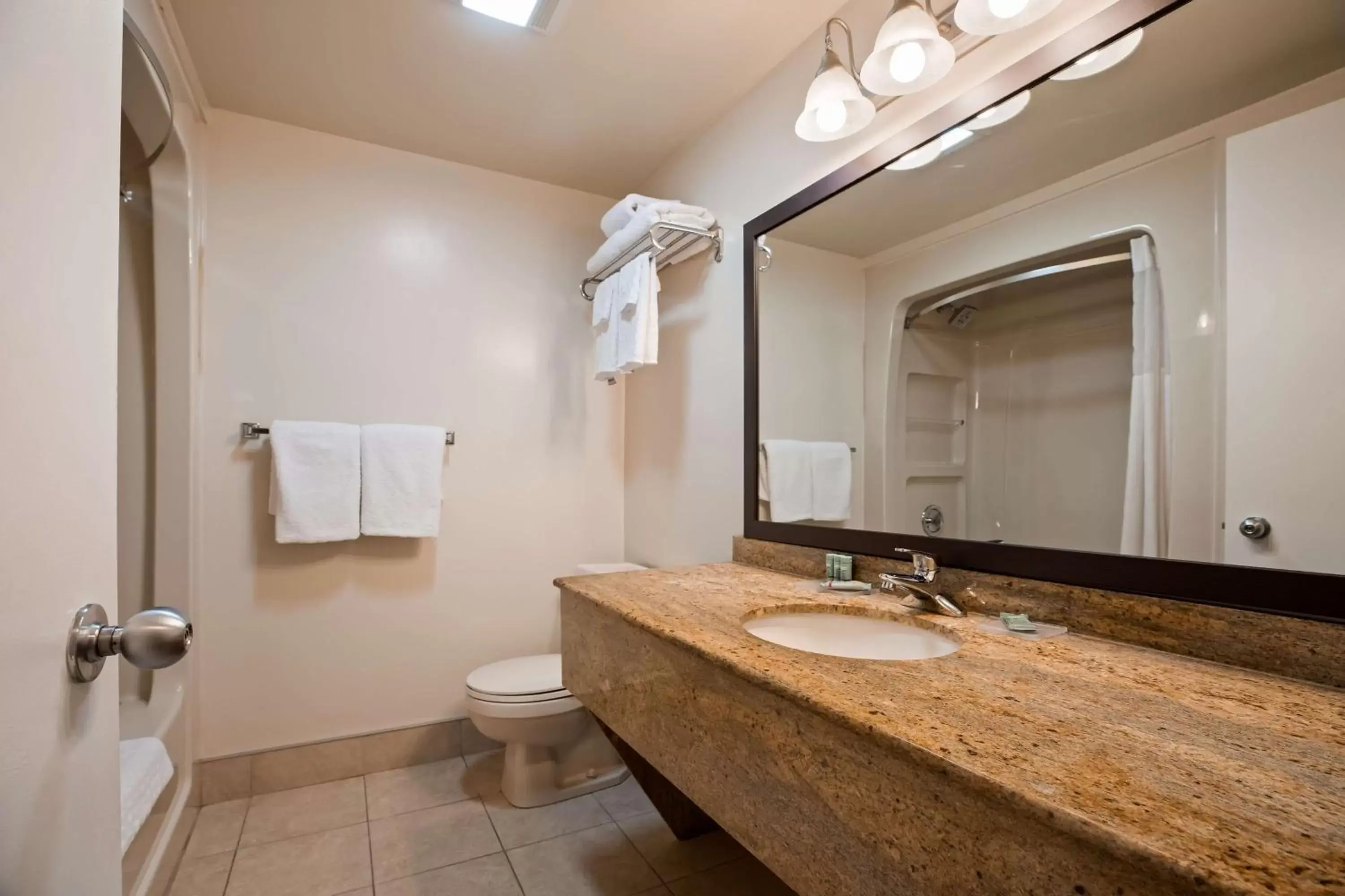 Bathroom in Best Western Smiths Falls Hotel