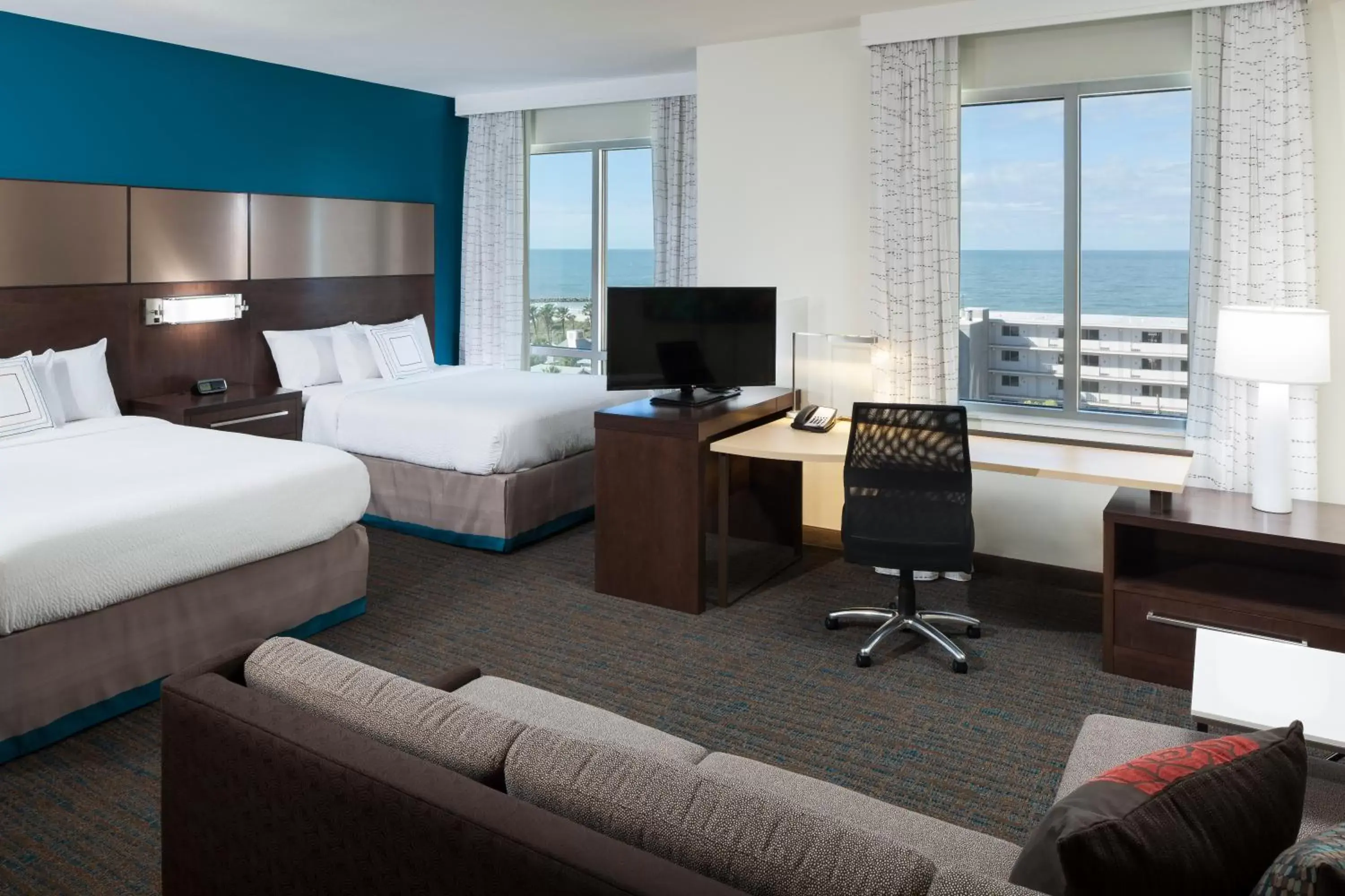 TV and multimedia in Residence Inn by Marriott Clearwater Beach