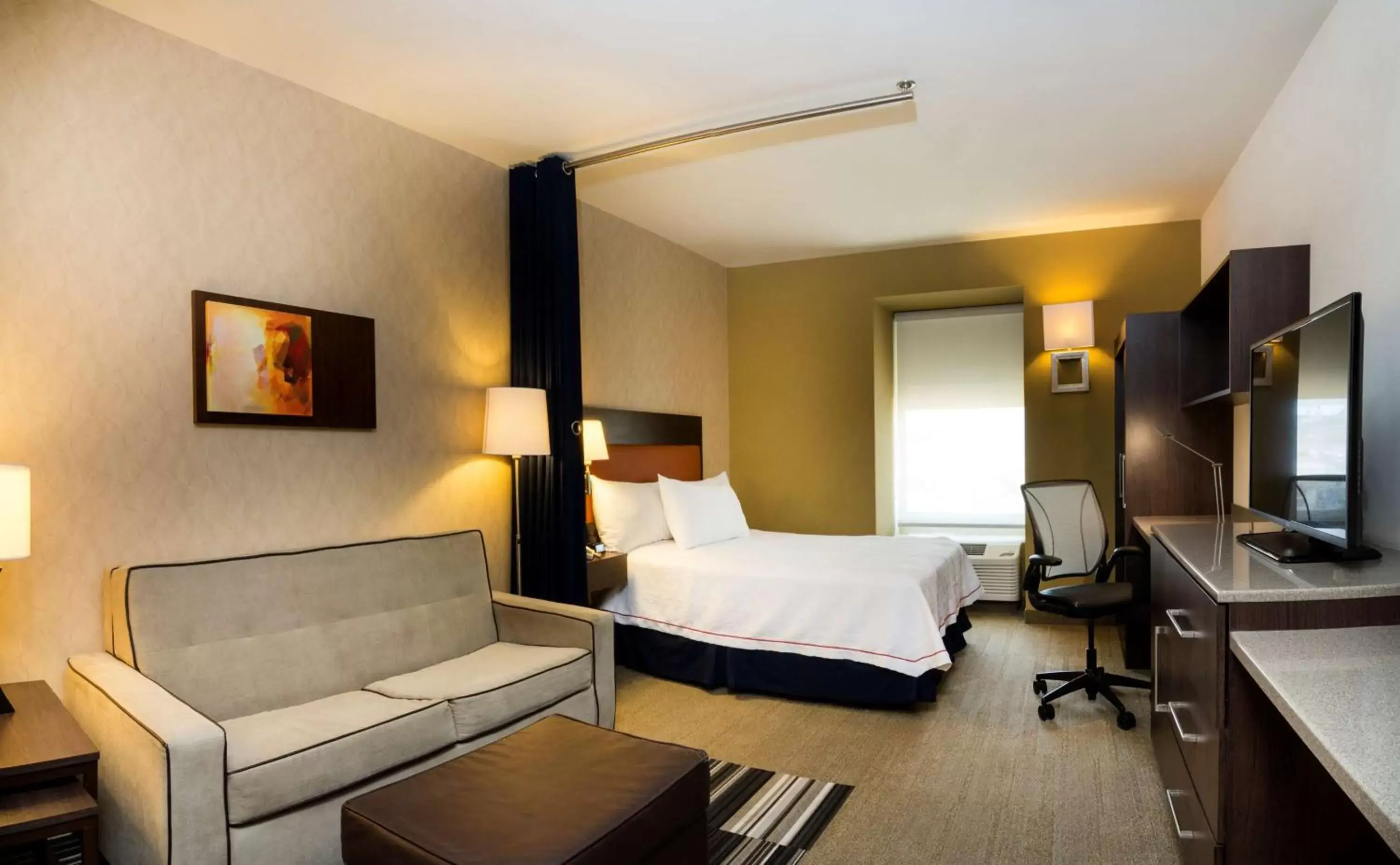 Queen Studio - Non-Smoking in Homewood Suites by Hilton Queretaro Queen Studio - Non-Smoking in Homewood Suites by Hilton Queretaro