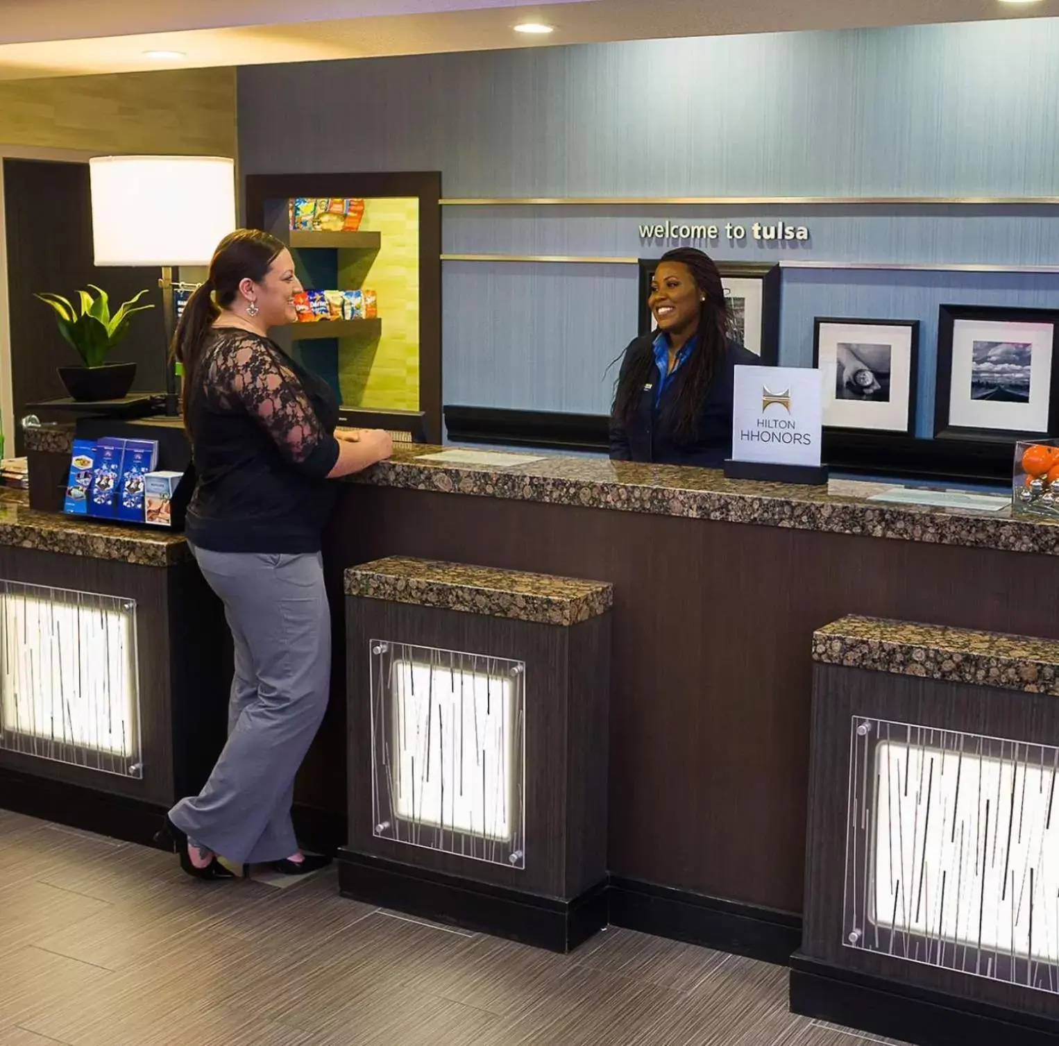 Lobby or reception in Hampton Inn and Suites Tulsa Central