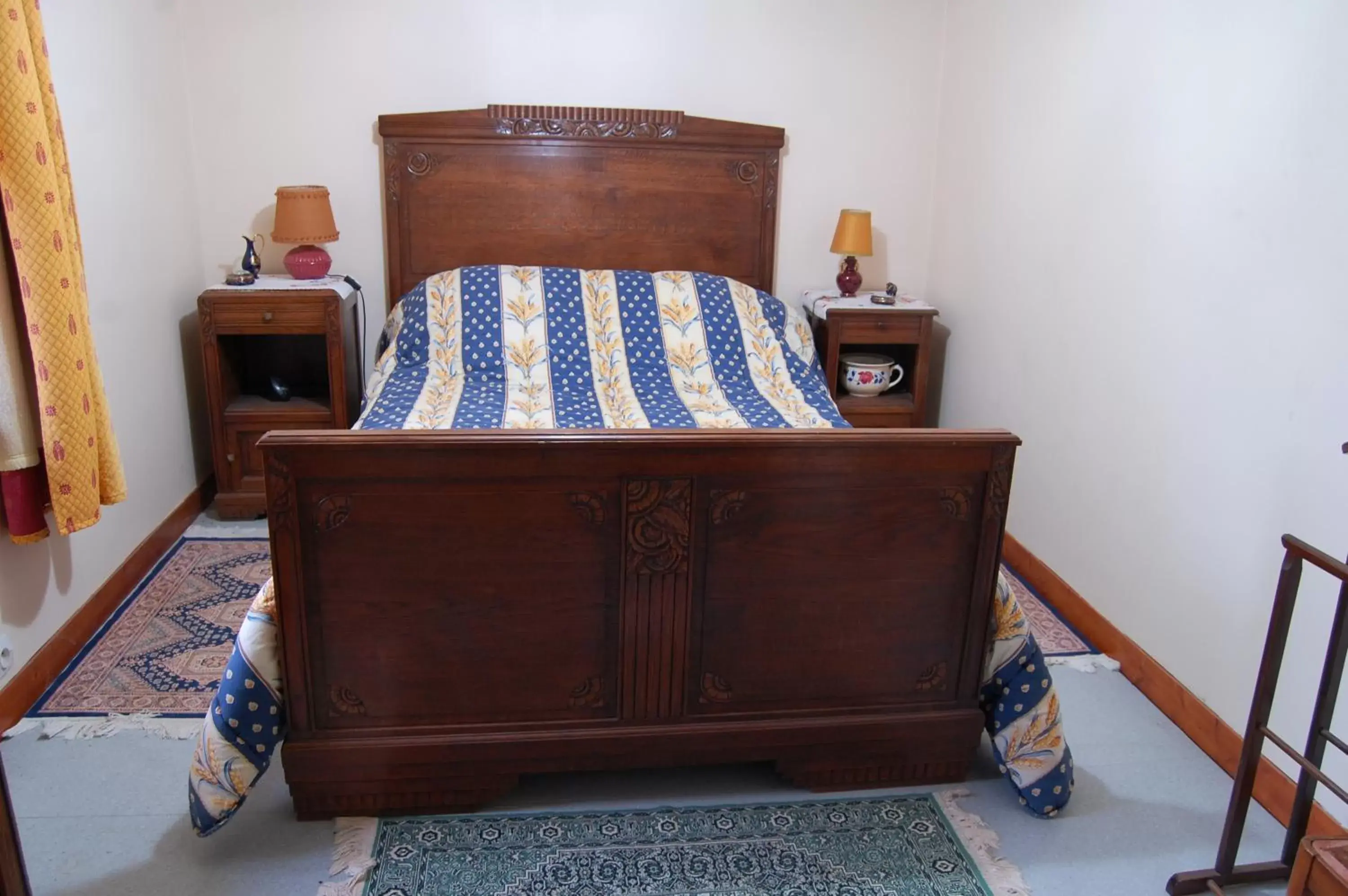 Bed in chambre d'hôte chez l'habitant