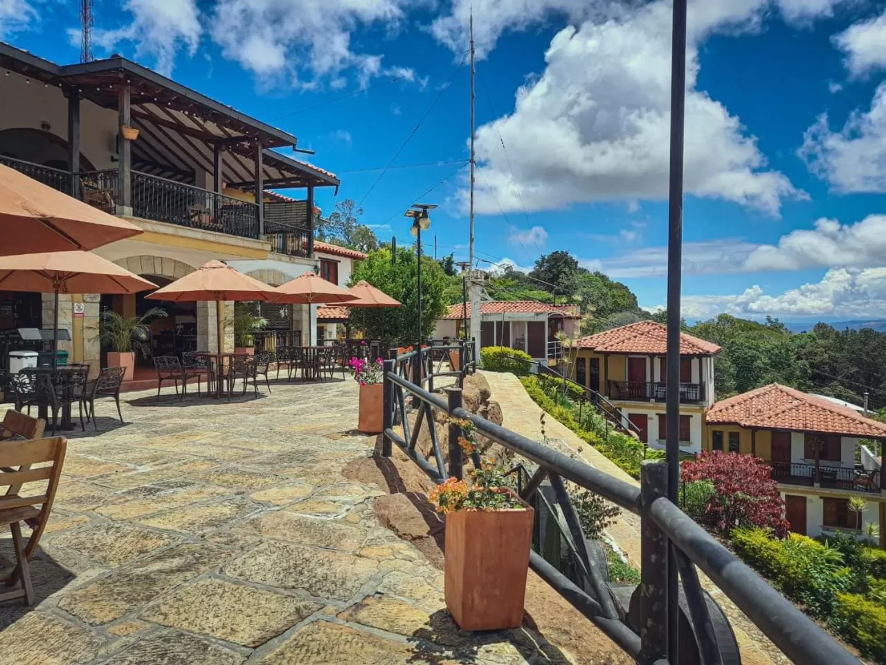 Neighbourhood in Hotel Las Rocas Resort Villanueva
