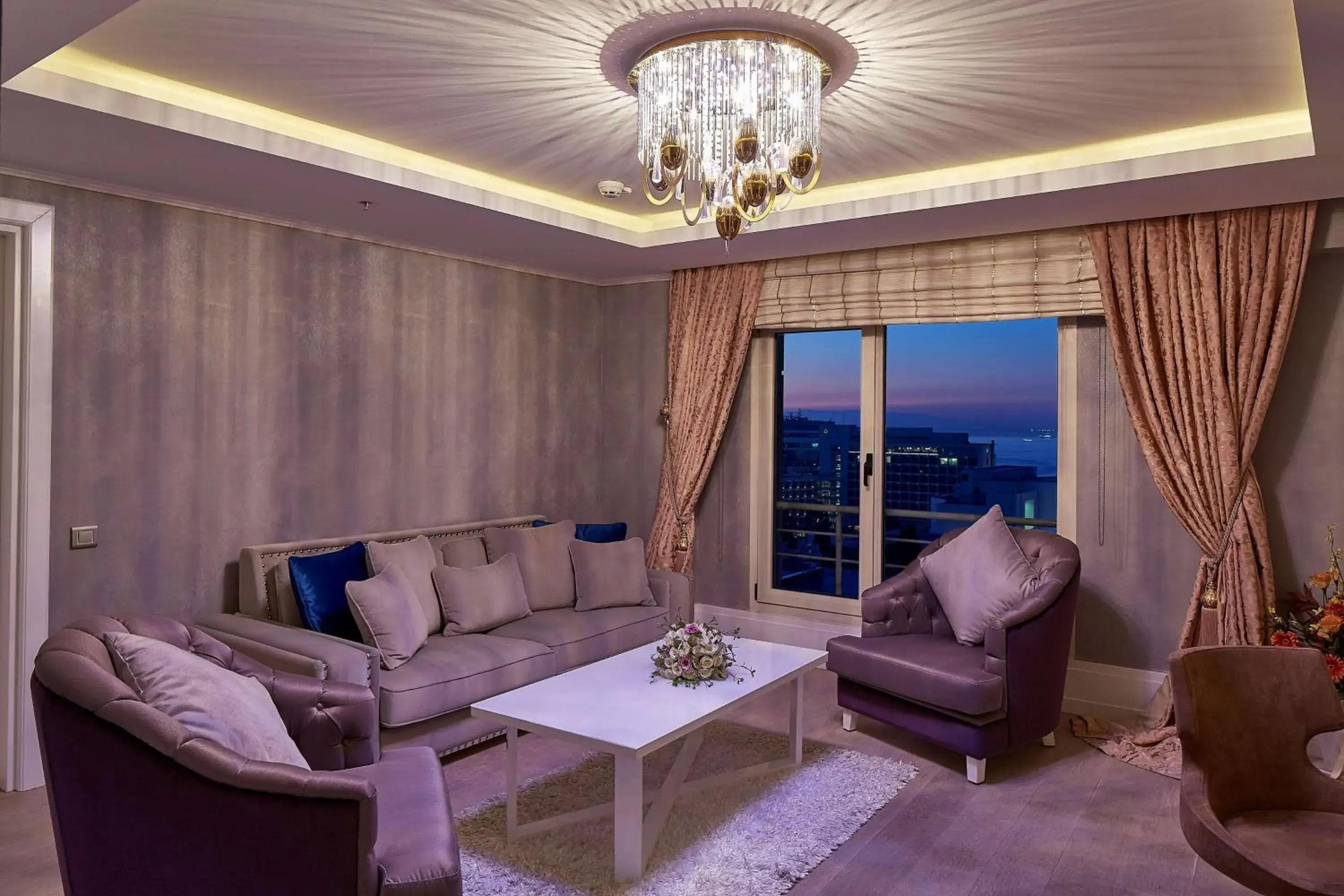 Living room, Seating Area in DoubleTree By Hilton Hotel Izmir - Alsancak