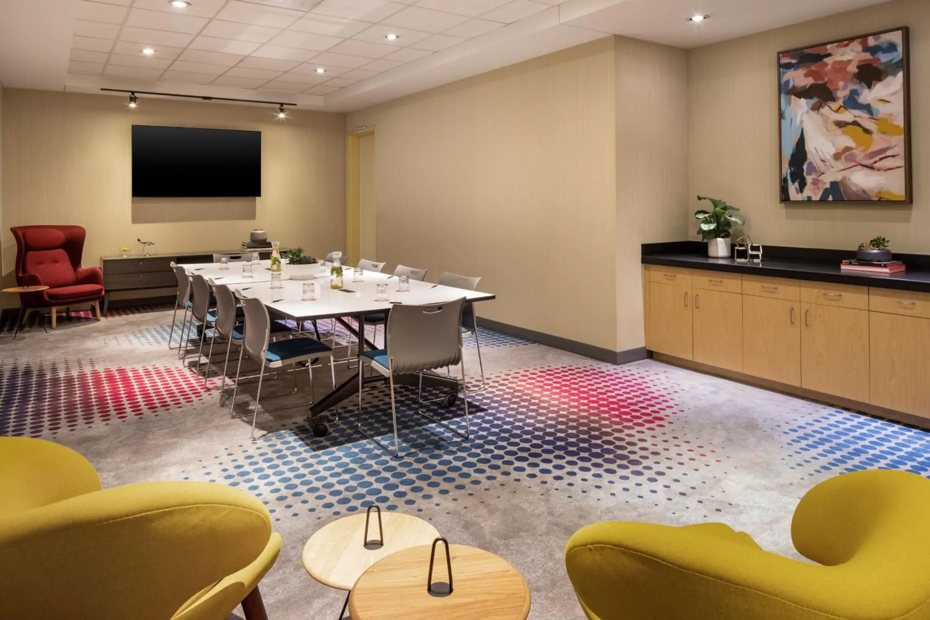 Meeting/conference room in Aloft Minneapolis
