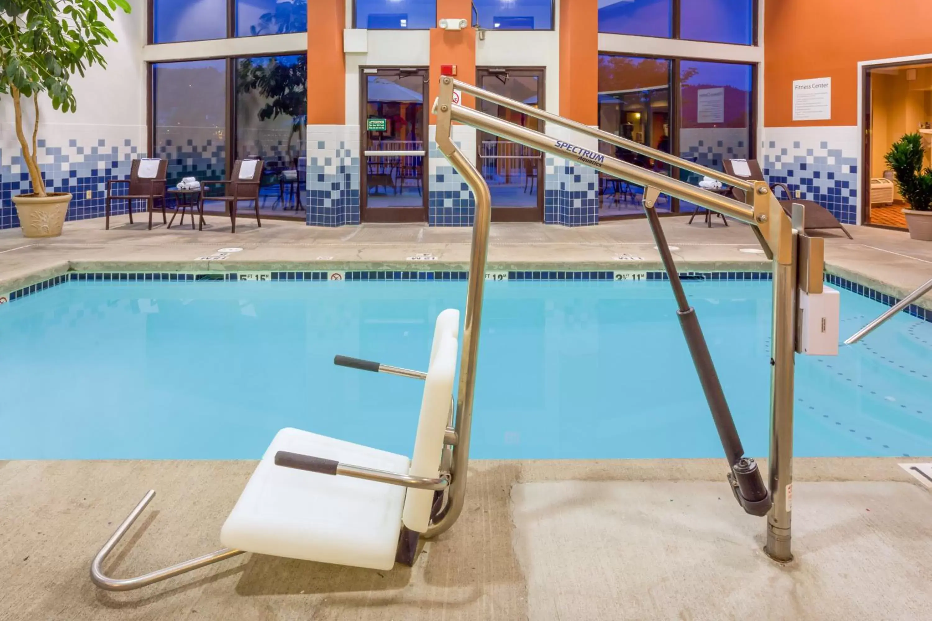 Swimming Pool in Holiday Inn Express Roseburg, an IHG Hotel