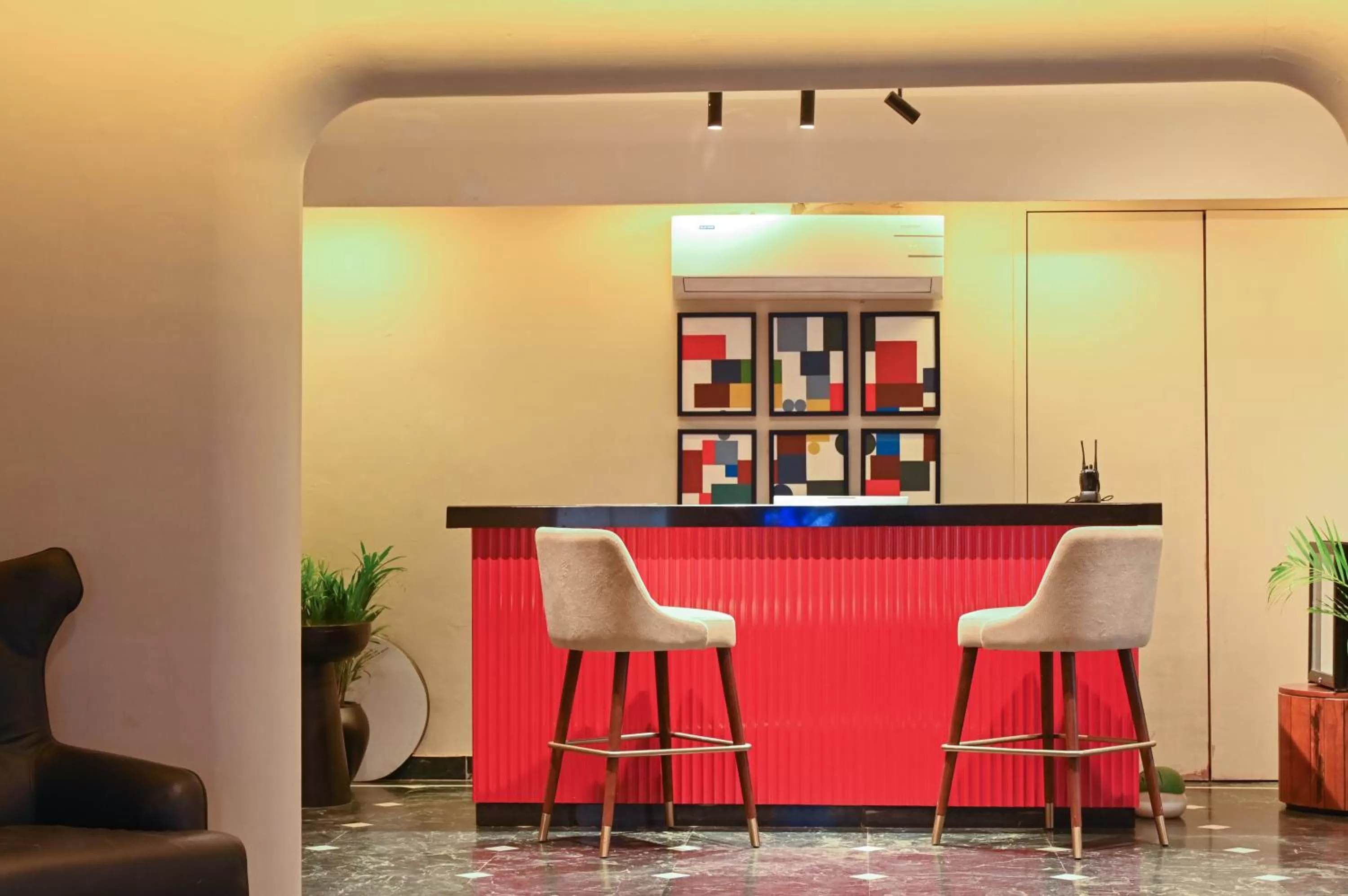 Property building in The Red Pier - My Downtown Hotels