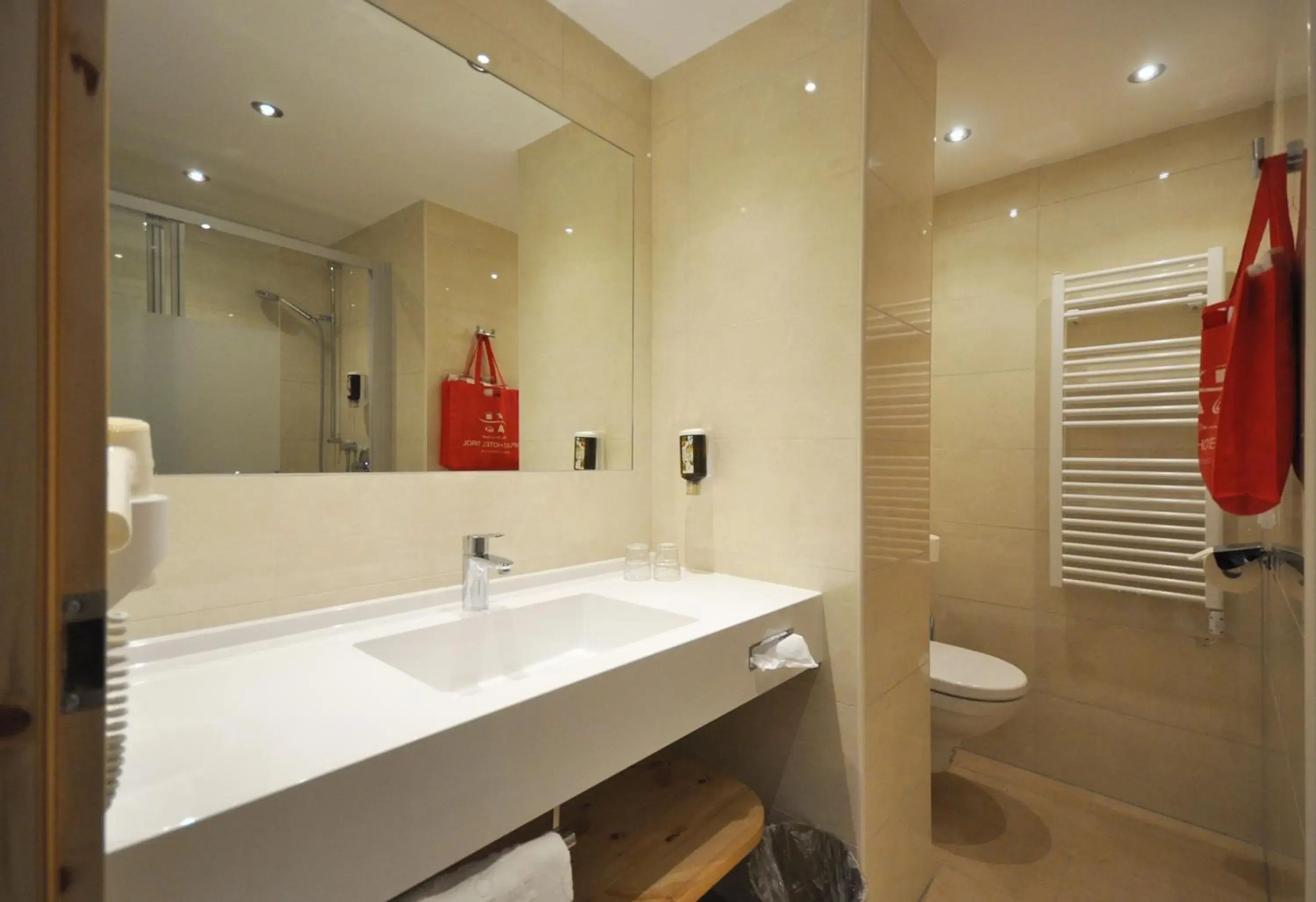 Photo of the whole room, Bathroom in Impuls Hotel Tirol