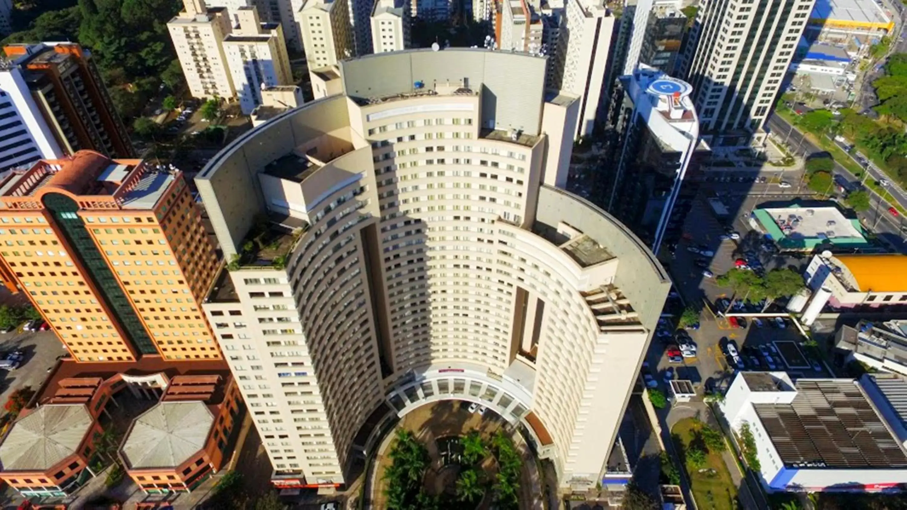 Property building in Comfort Suites Alphaville Property building in Comfort Suites Alphaville