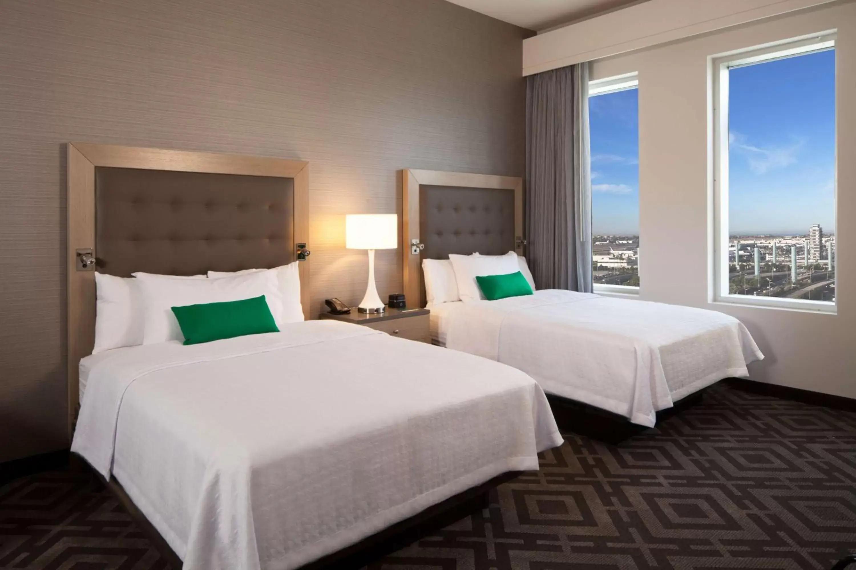 Bed in Homewood Suites By Hilton Los Angeles International Airport