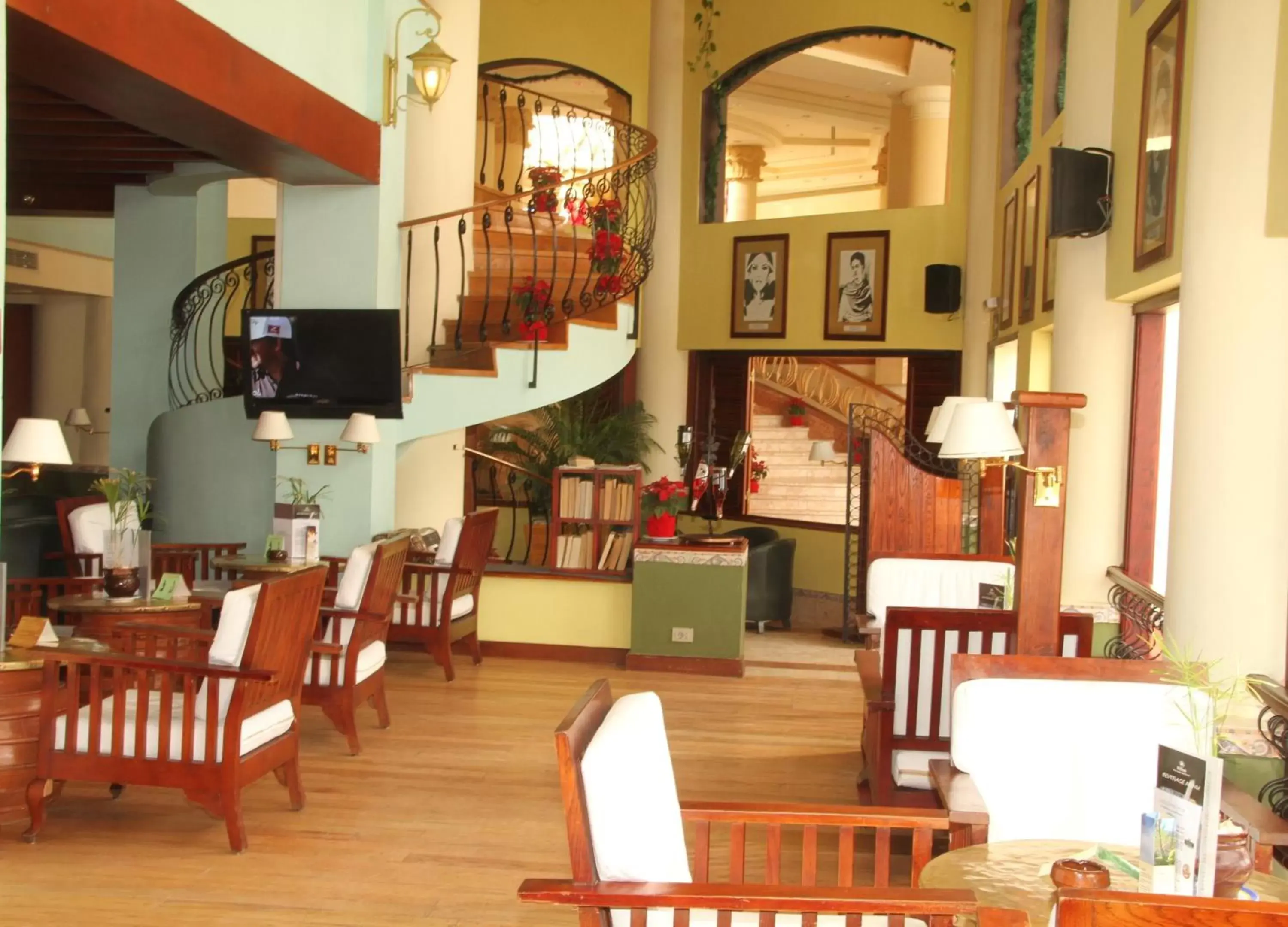 Restaurant/places to eat in Safir Sharm Waterfalls Resort Restaurant/places to eat in Safir Sharm Waterfalls Resort