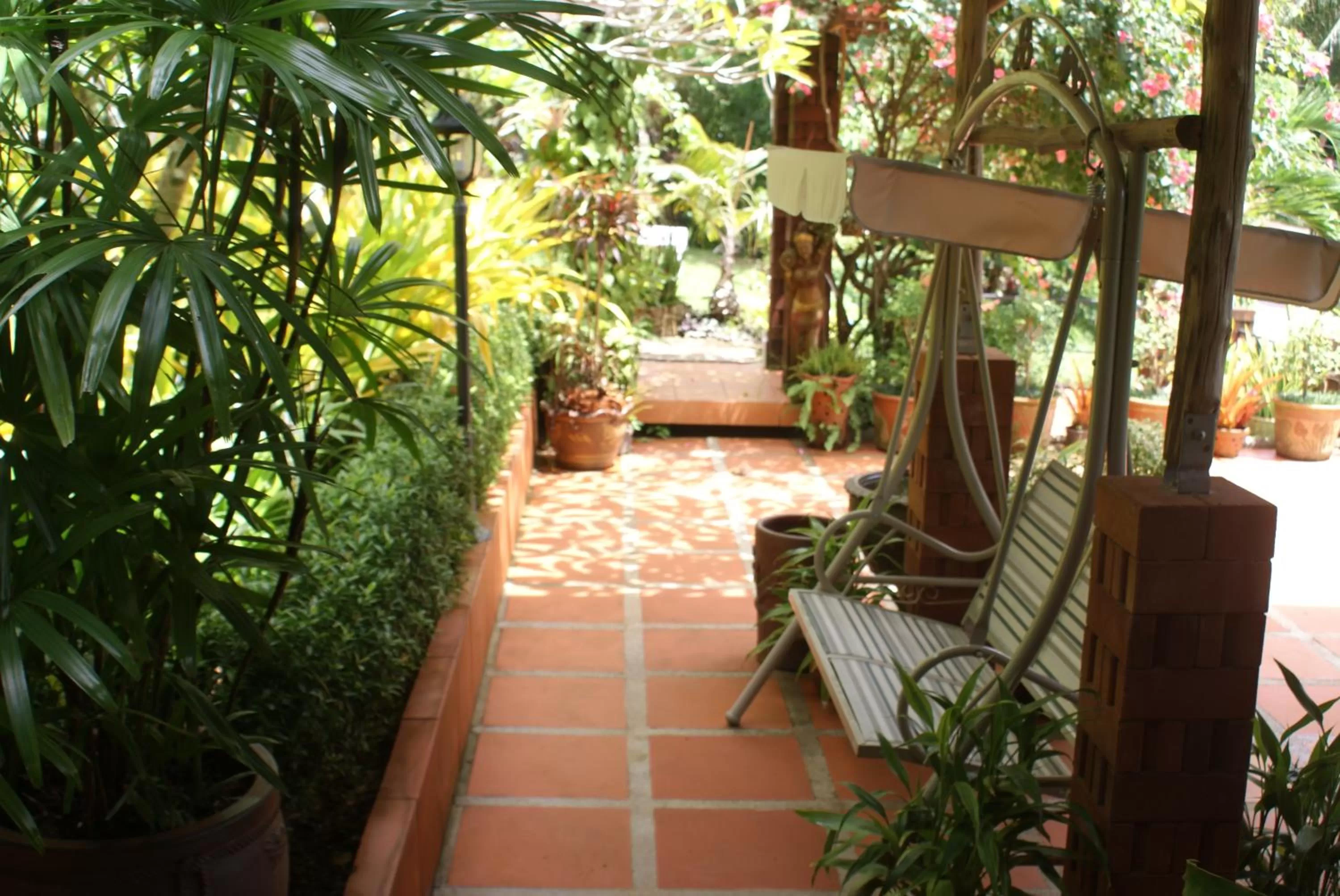 Patio in Rock Inn Bailan