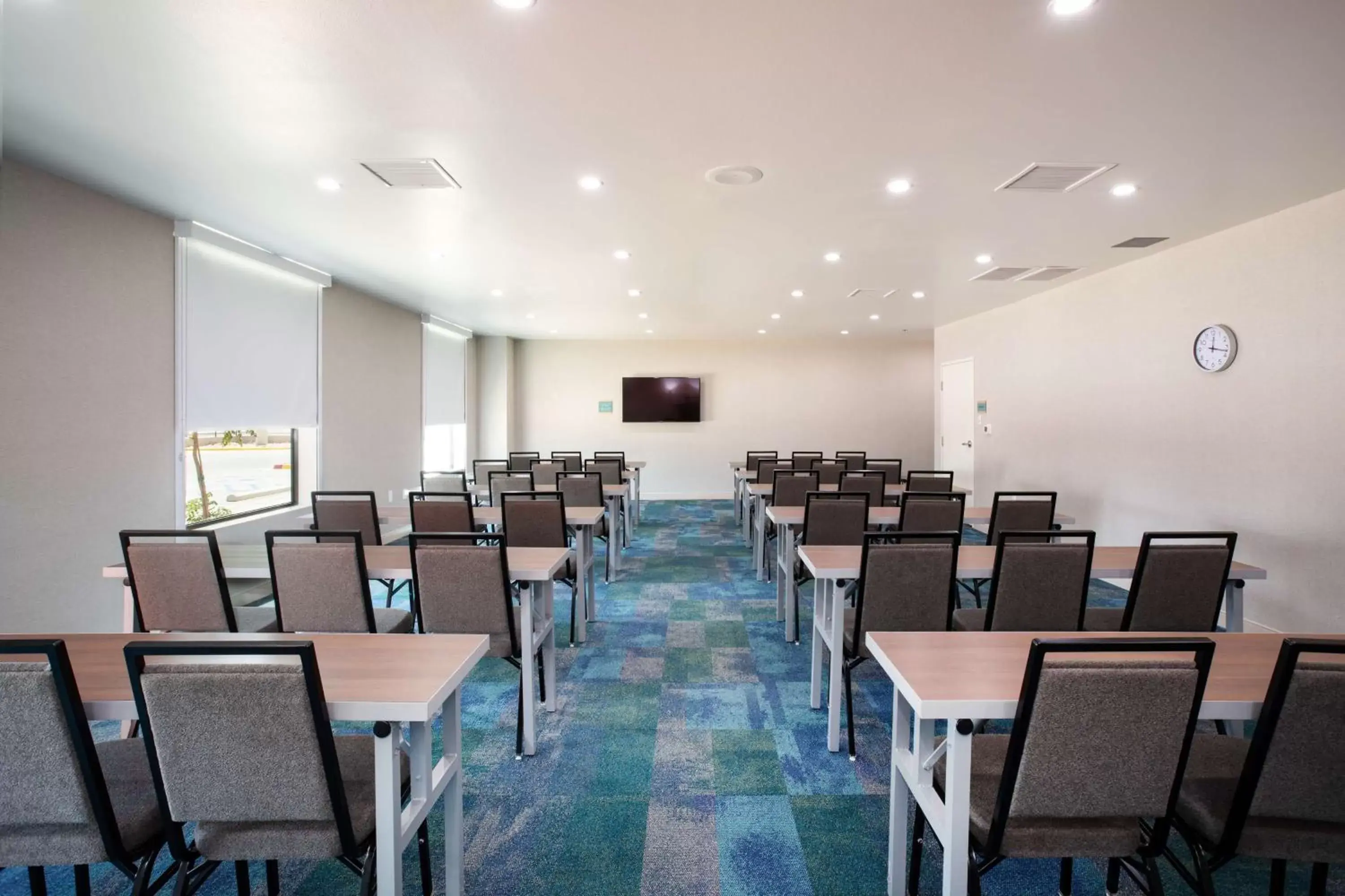 Meeting/conference room in Home2 Suites by Hilton Roswell, NM