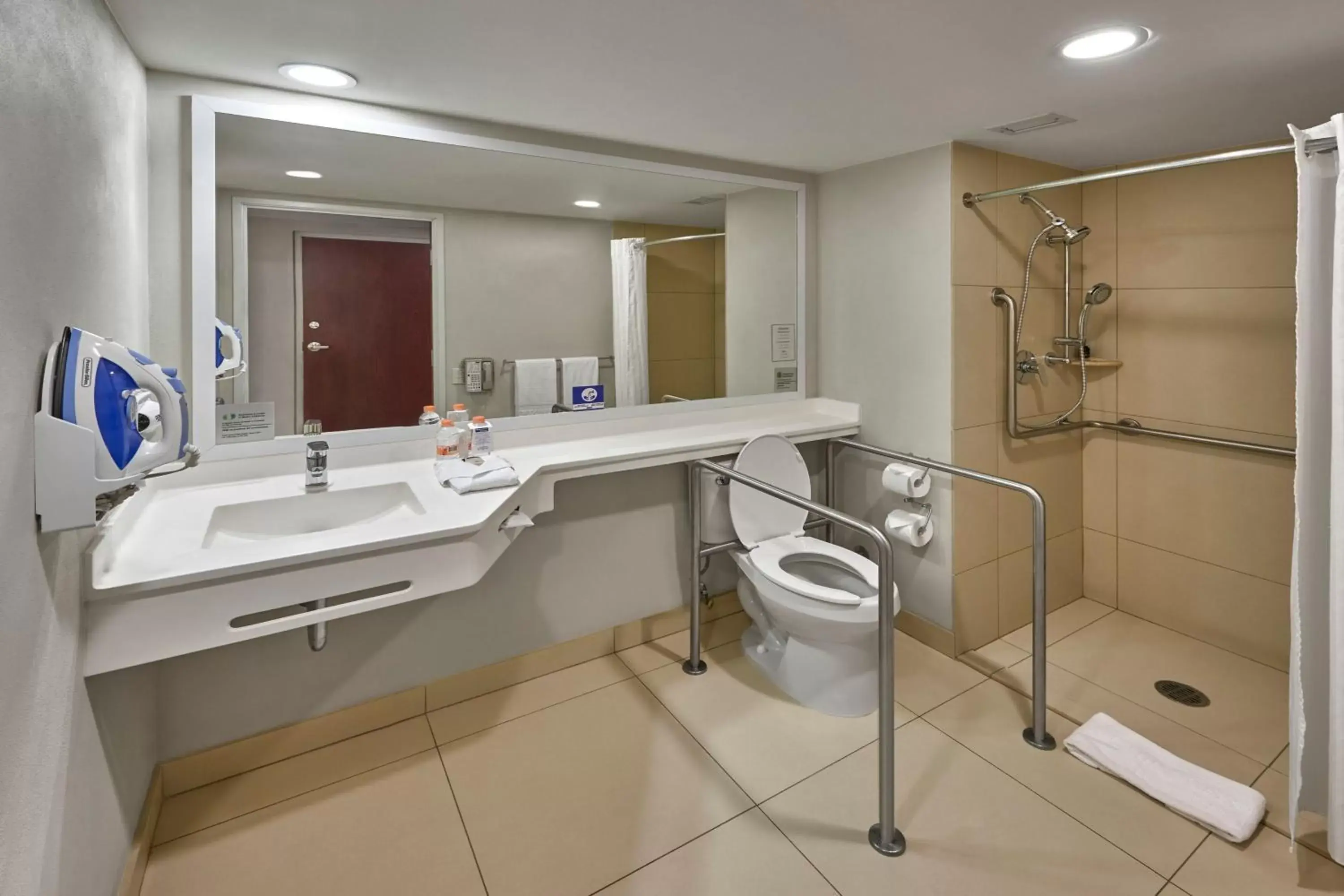 Bathroom in City Express by Marriott Ciudad Obregon