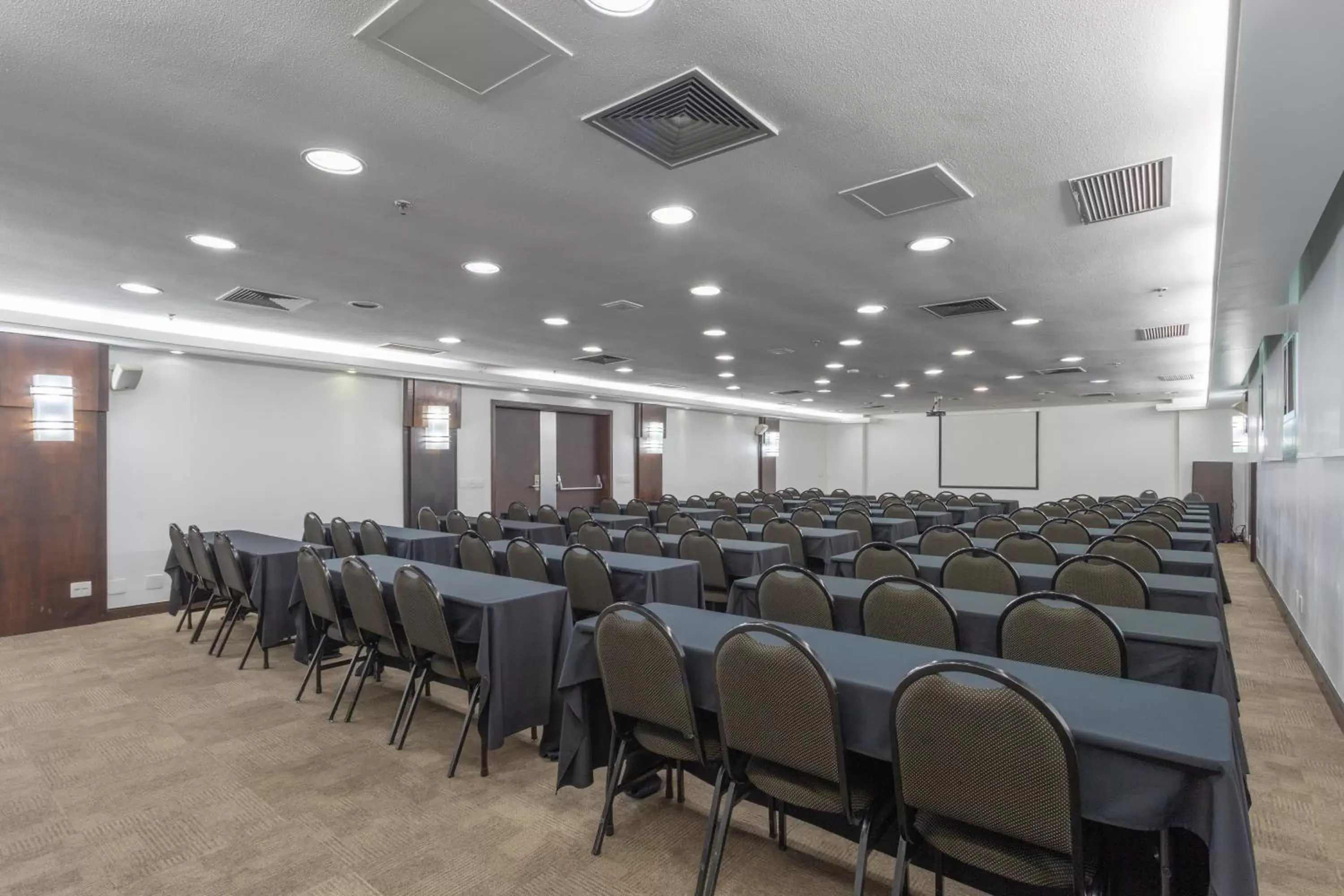 Meeting/conference room in Green Place Ibirapuera