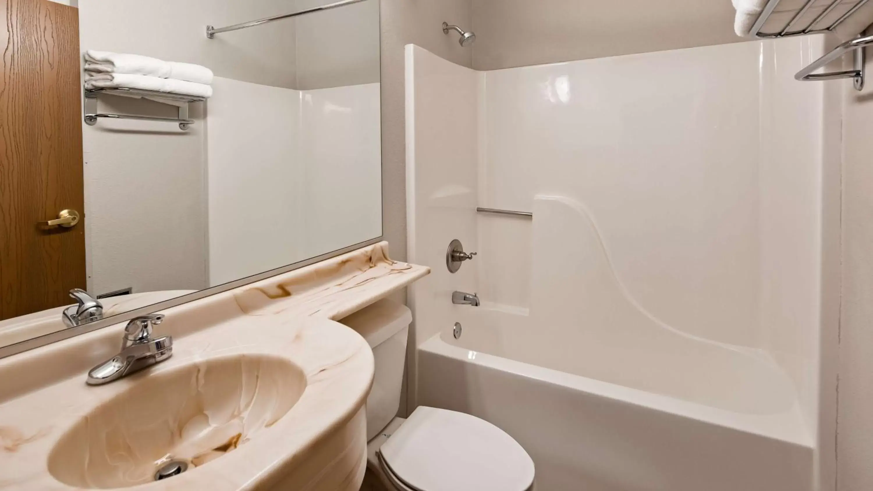 Bathroom in SureStay Plus Hotel by Best Western Morgantown