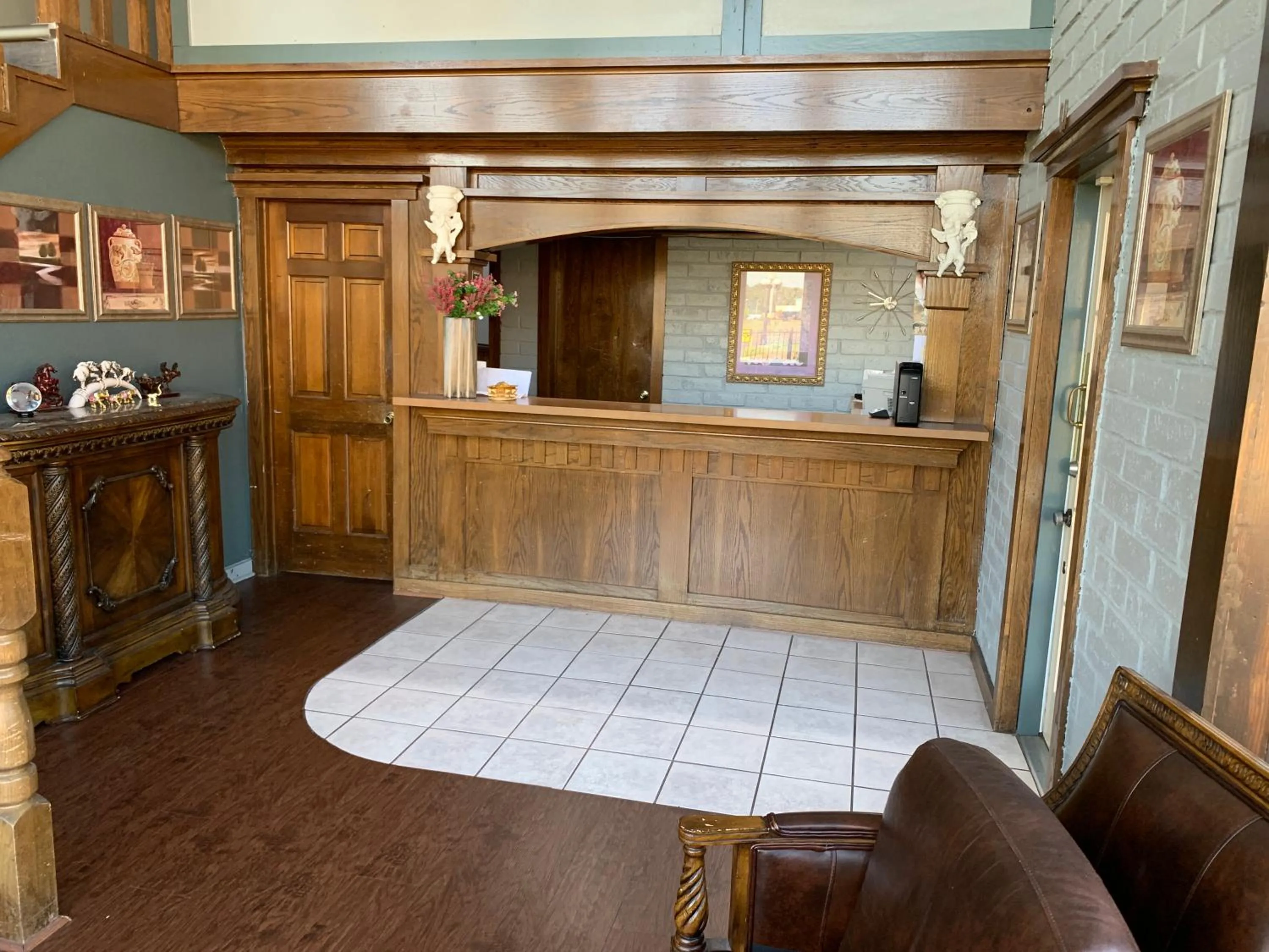 Lobby or reception in Stratford Inn Tyler